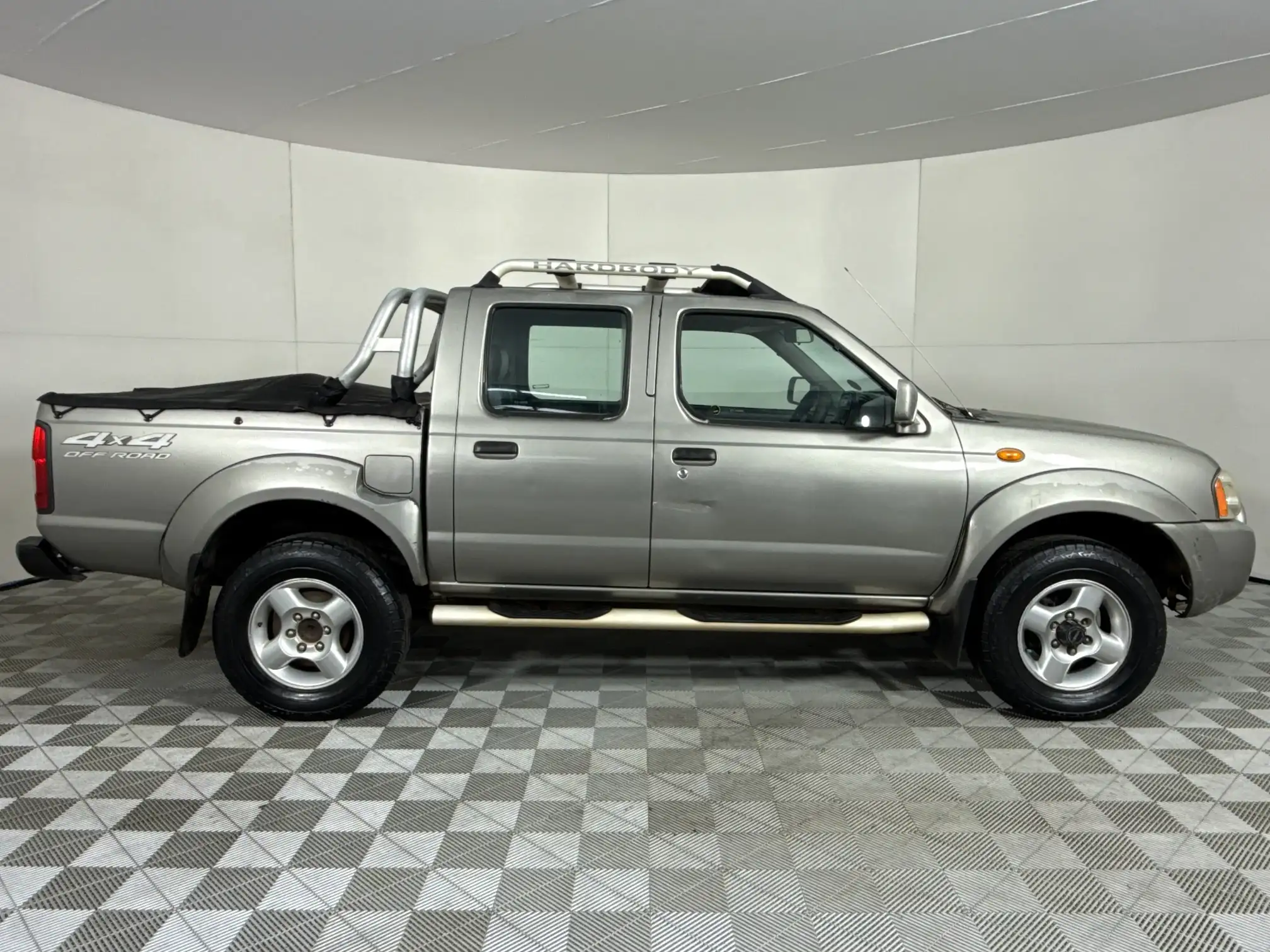 Nissan Hardbody