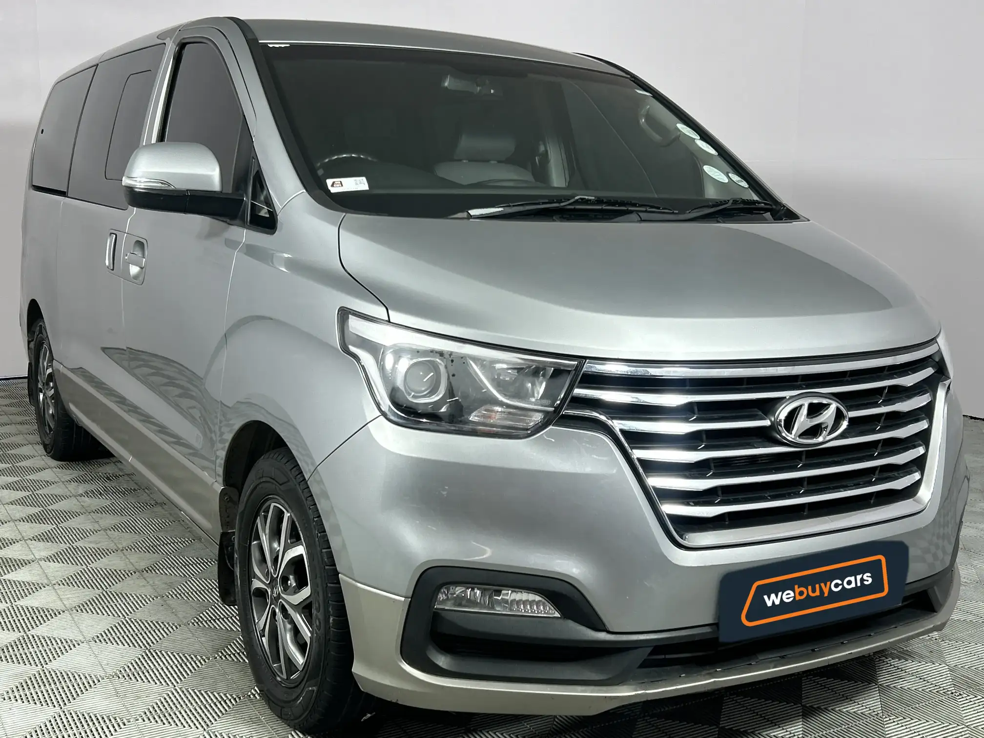 Hyundai H-1