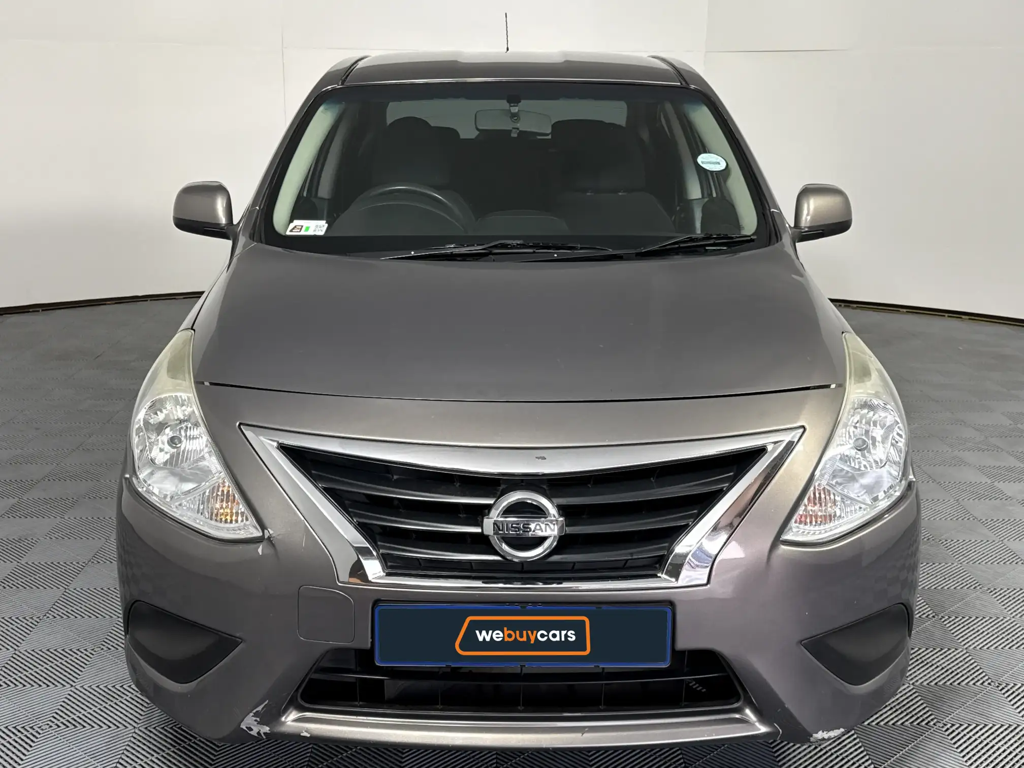 Nissan Almera