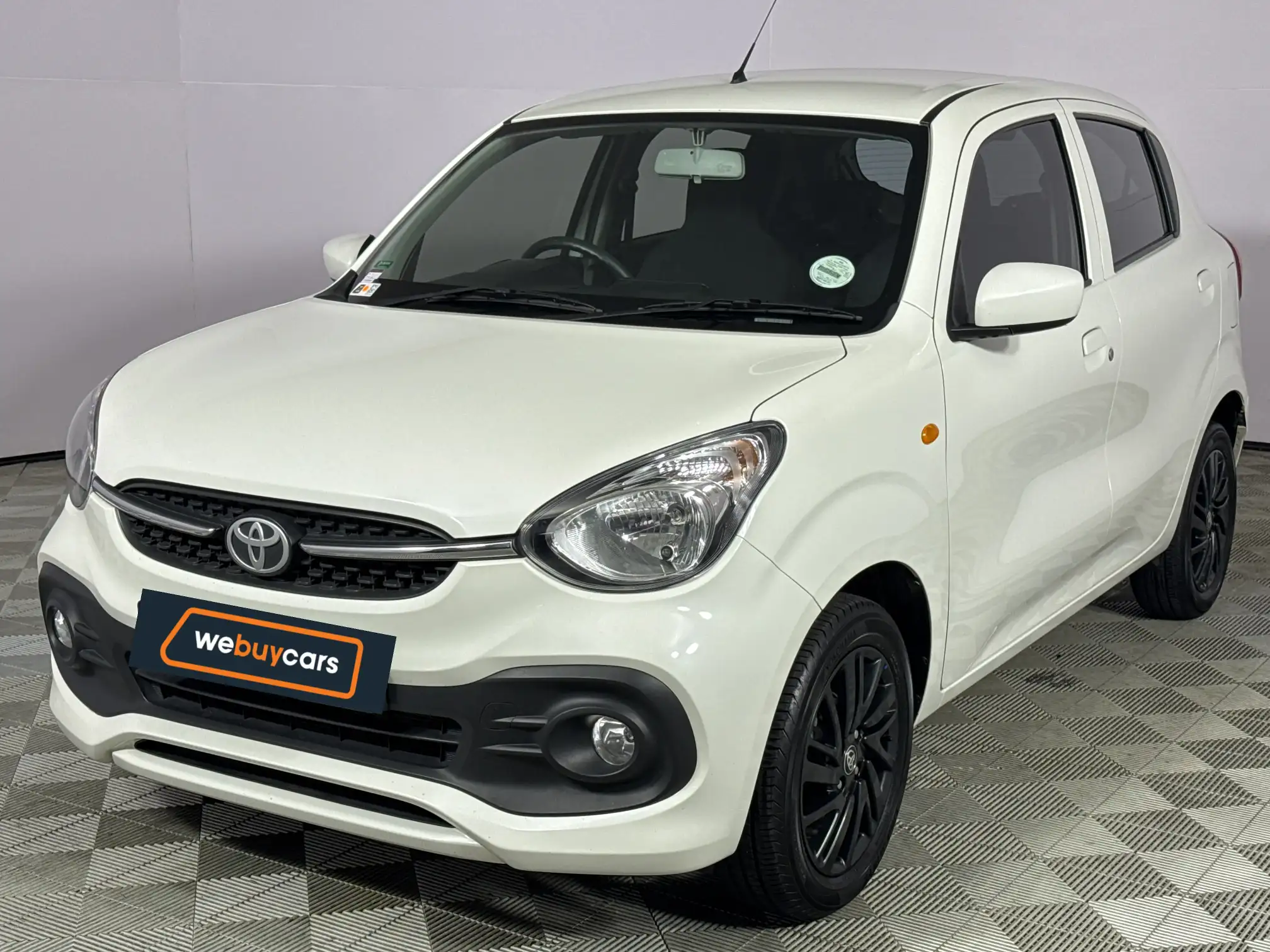 2024 Toyota Vitz