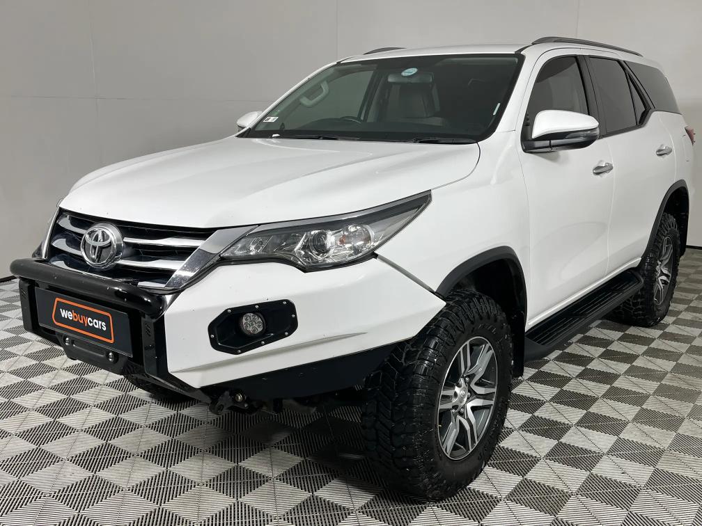 Toyota Fortuner IV 2.4 GD-6 Raised Body
