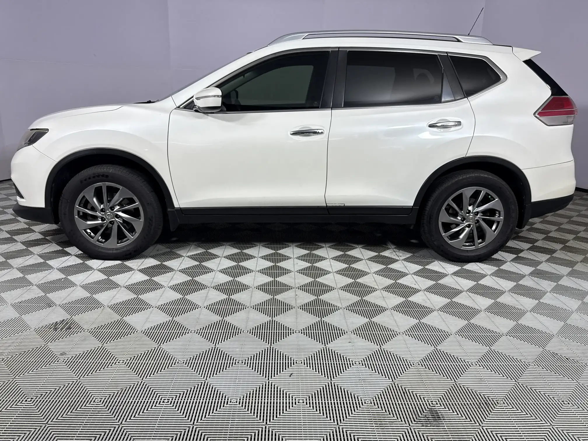 Nissan X Trail