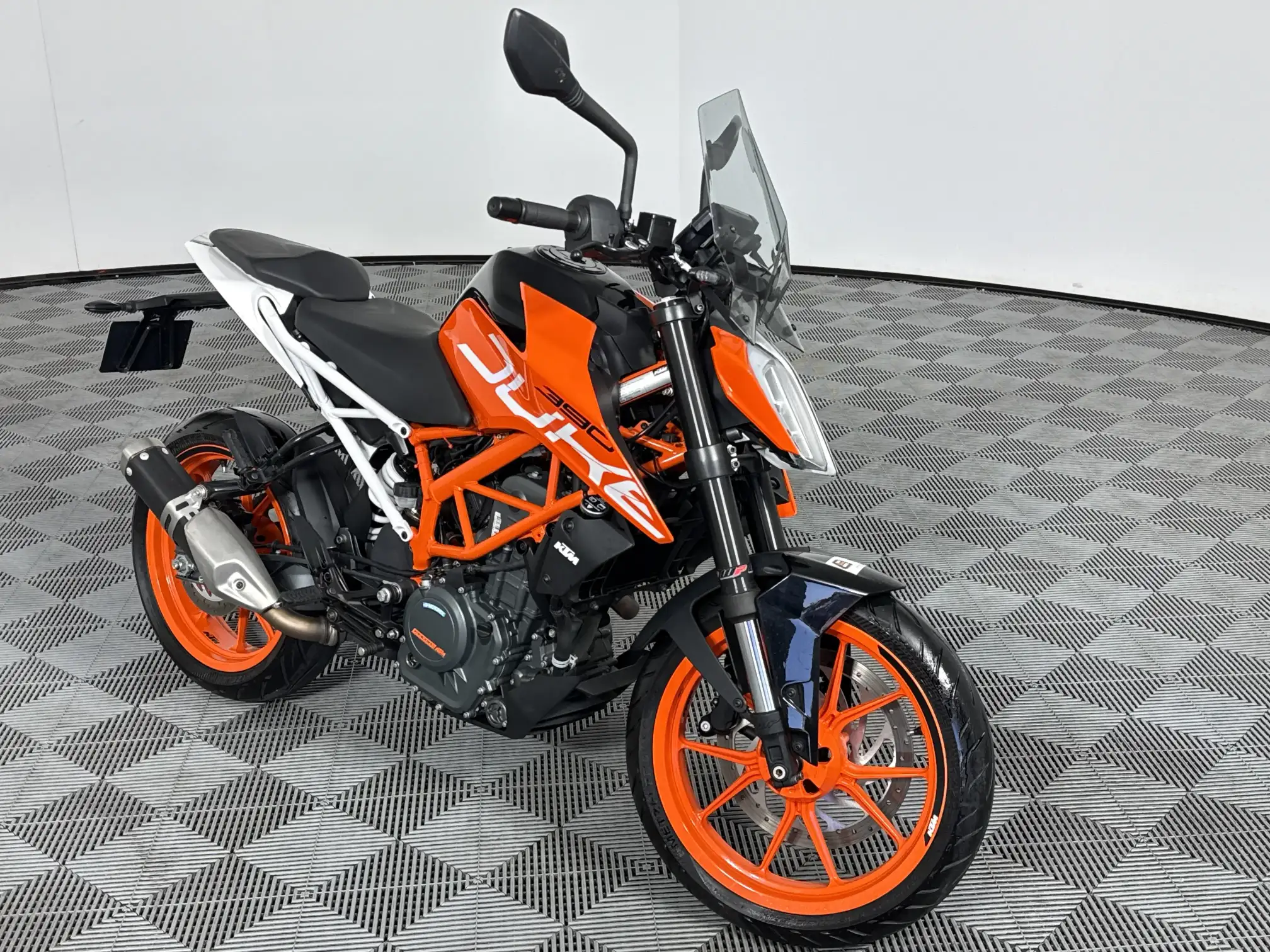 KTM Duke