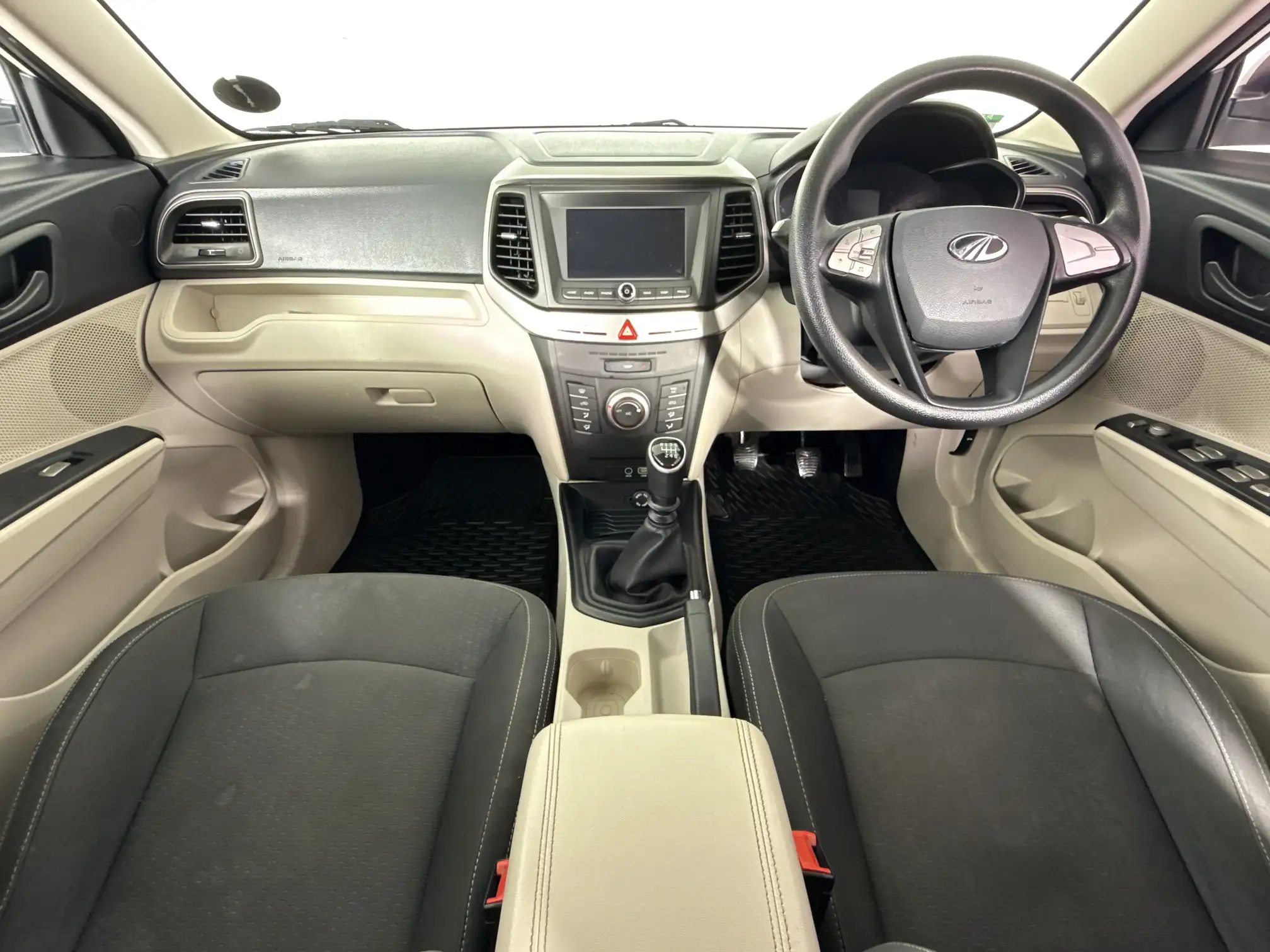Mahindra Xuv300