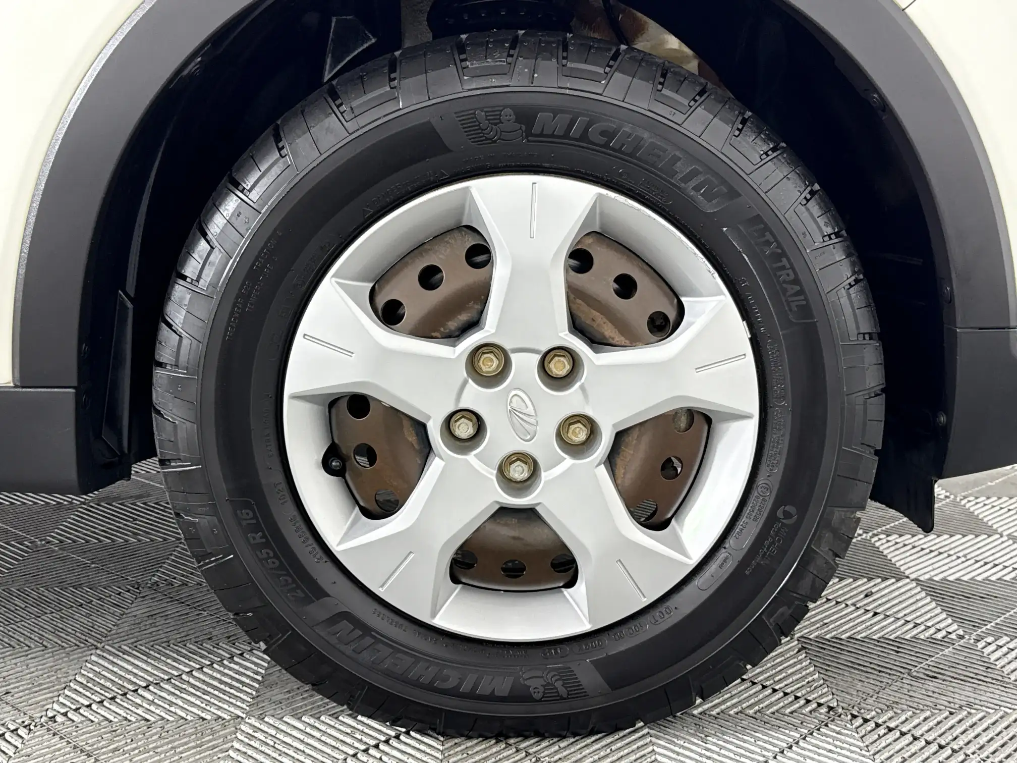 Mahindra Xuv300