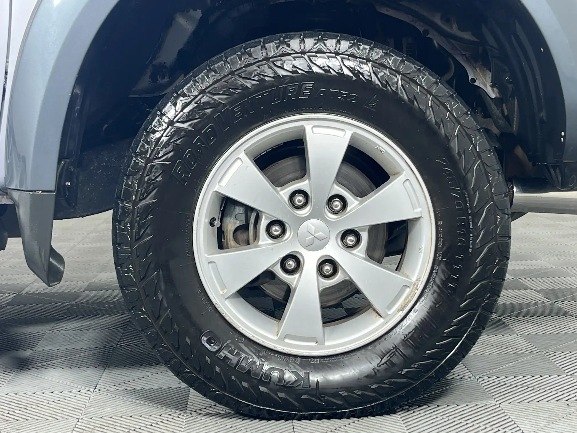 Mitsubishi Triton