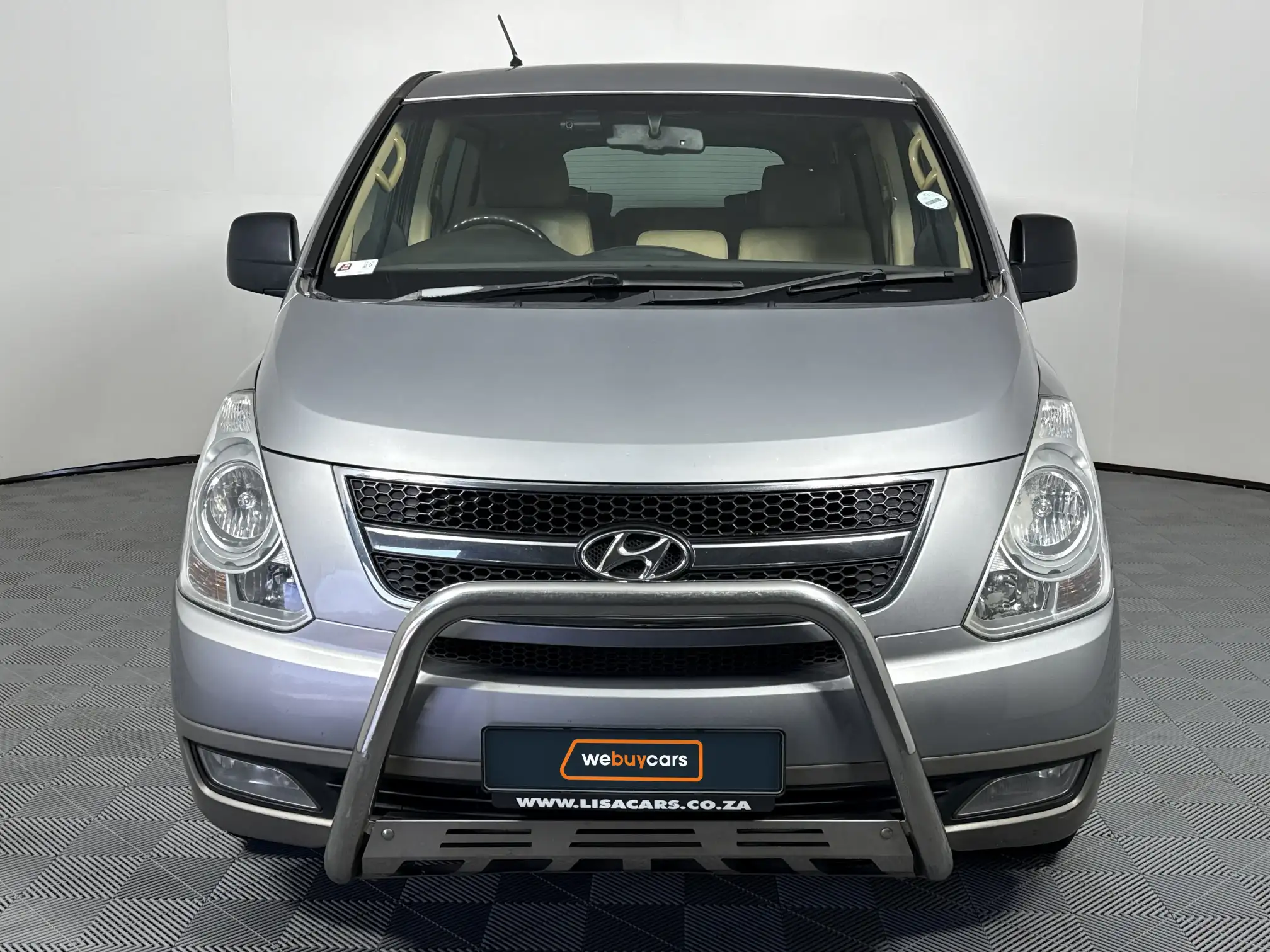 Hyundai H-1