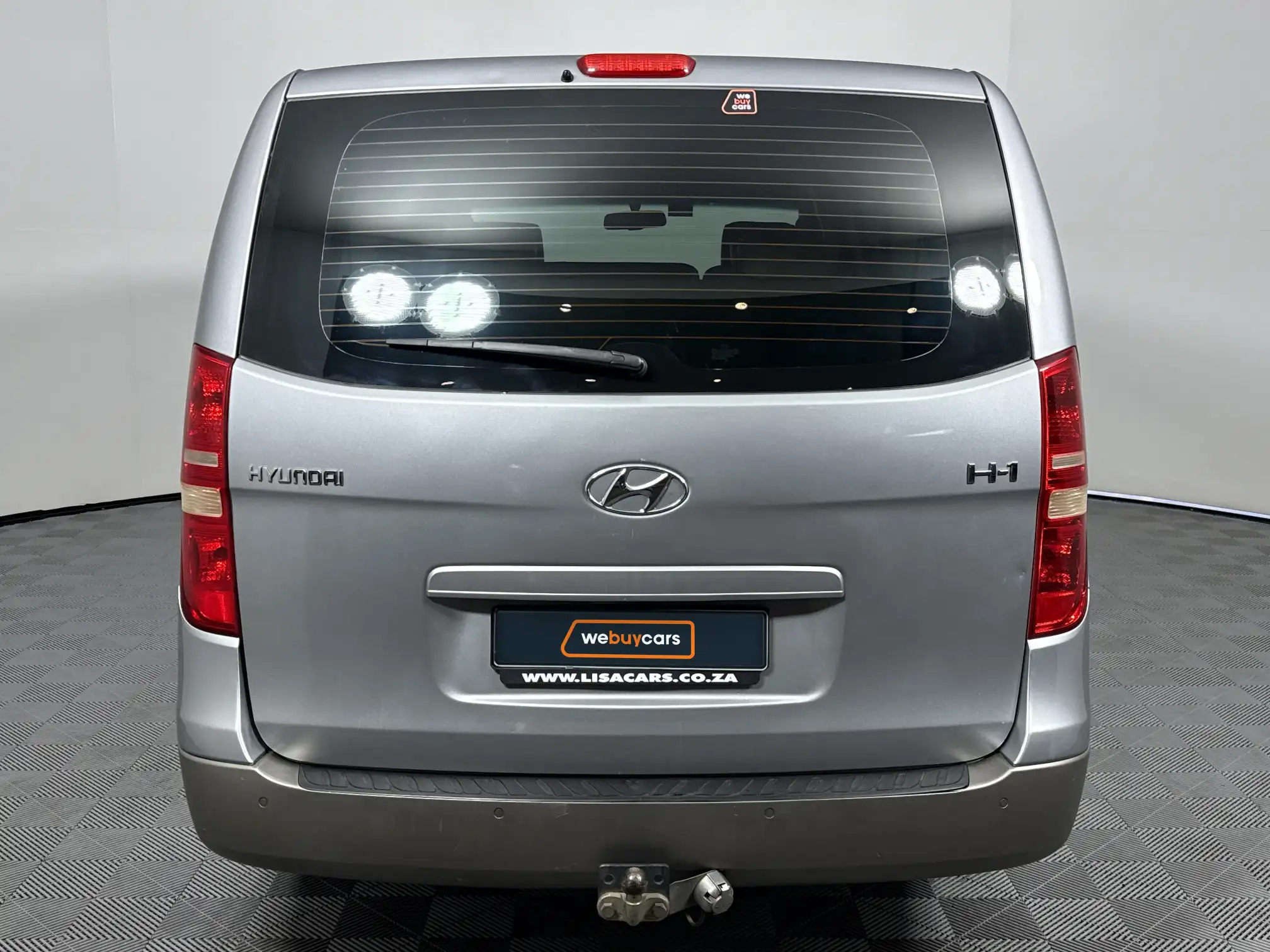 Hyundai H-1