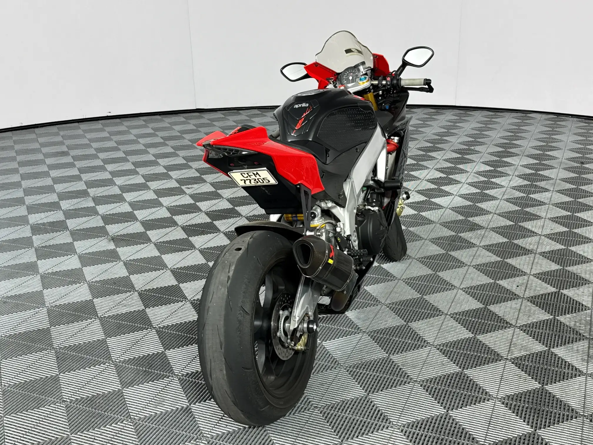 Aprilia Rsv4