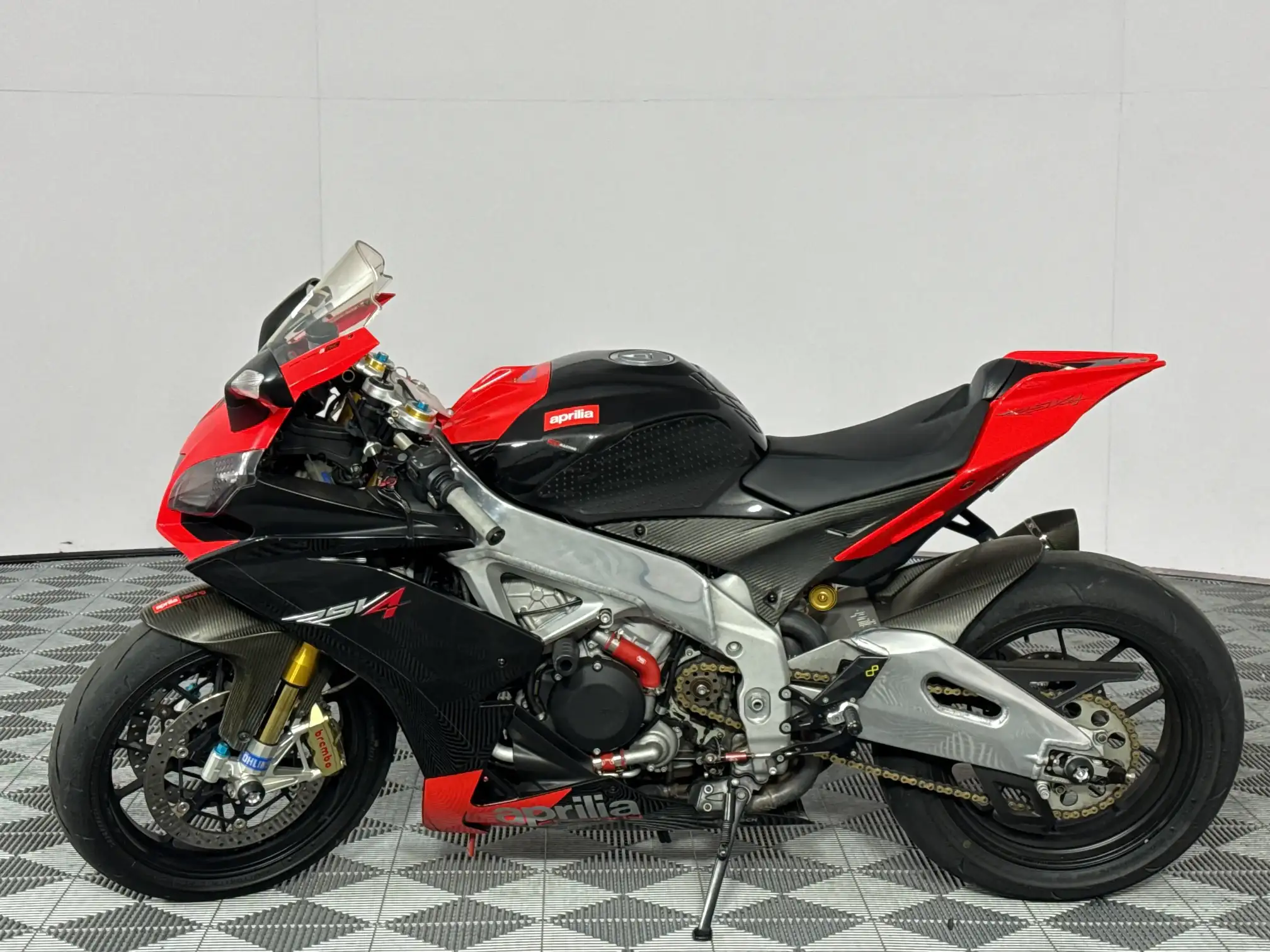 Aprilia Rsv4