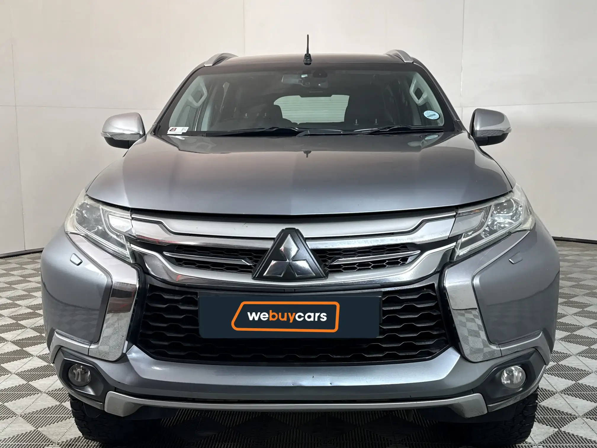 Mitsubishi Pajero Sport