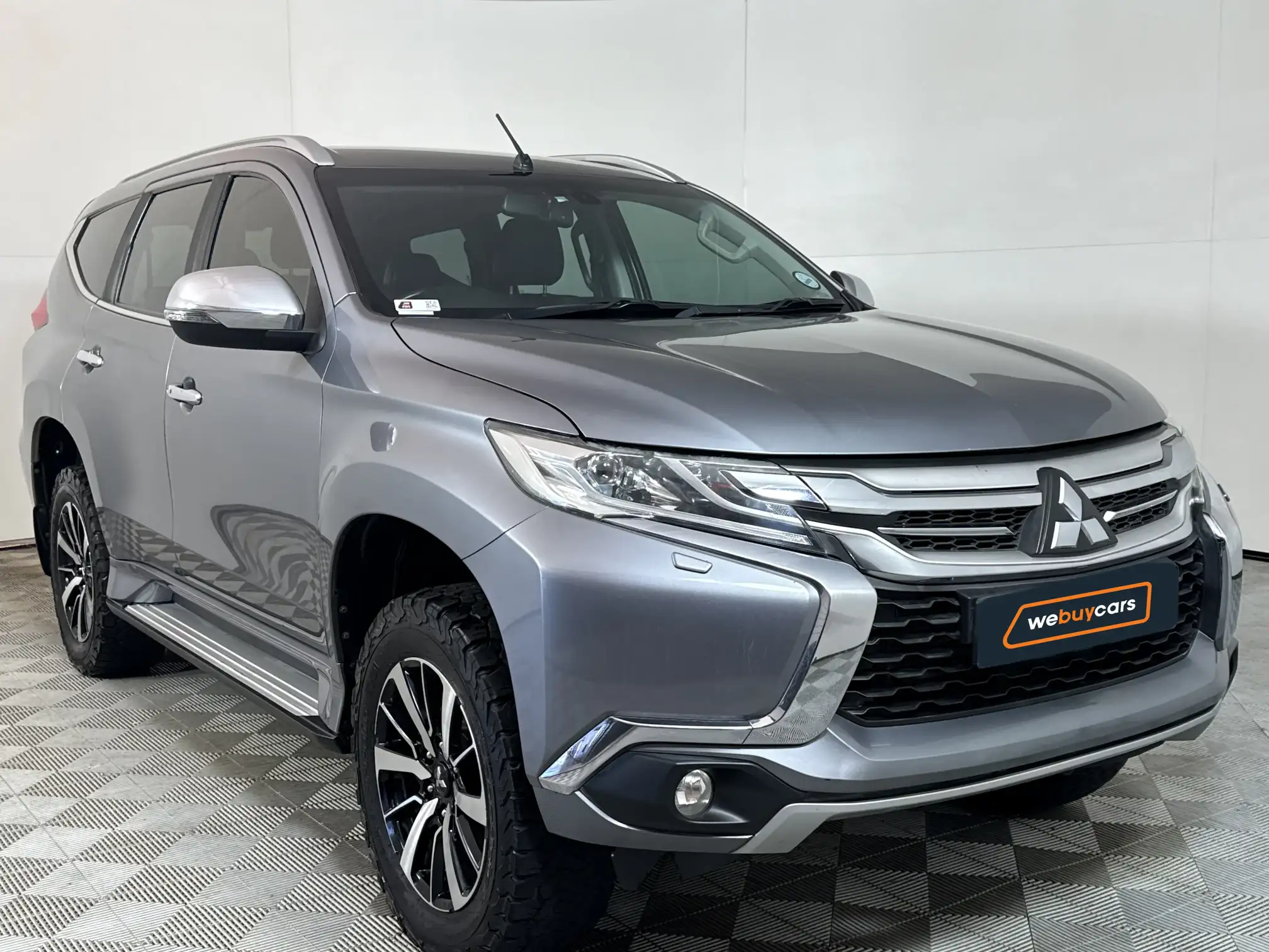 Mitsubishi Pajero Sport