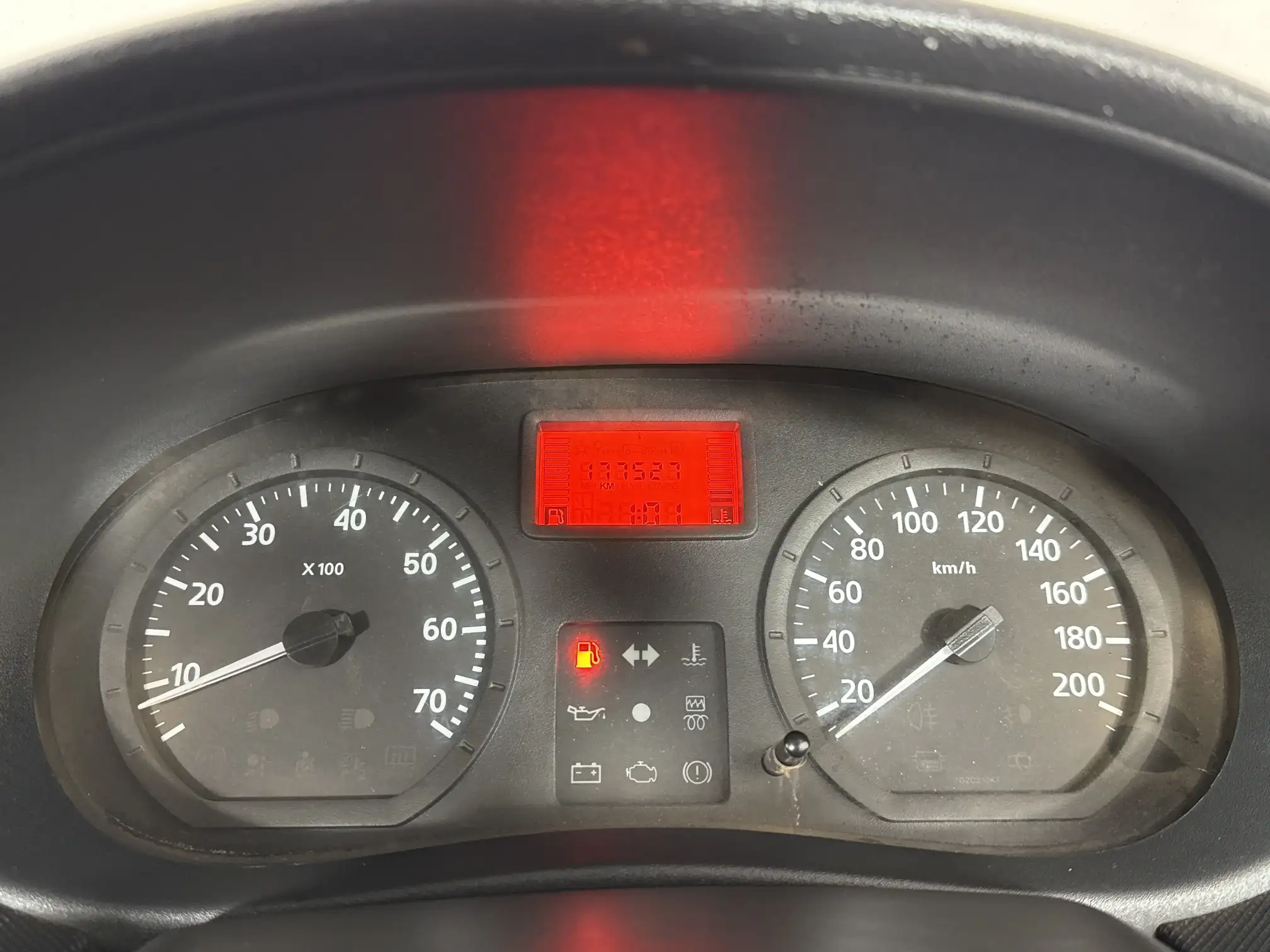 Nissan NP200