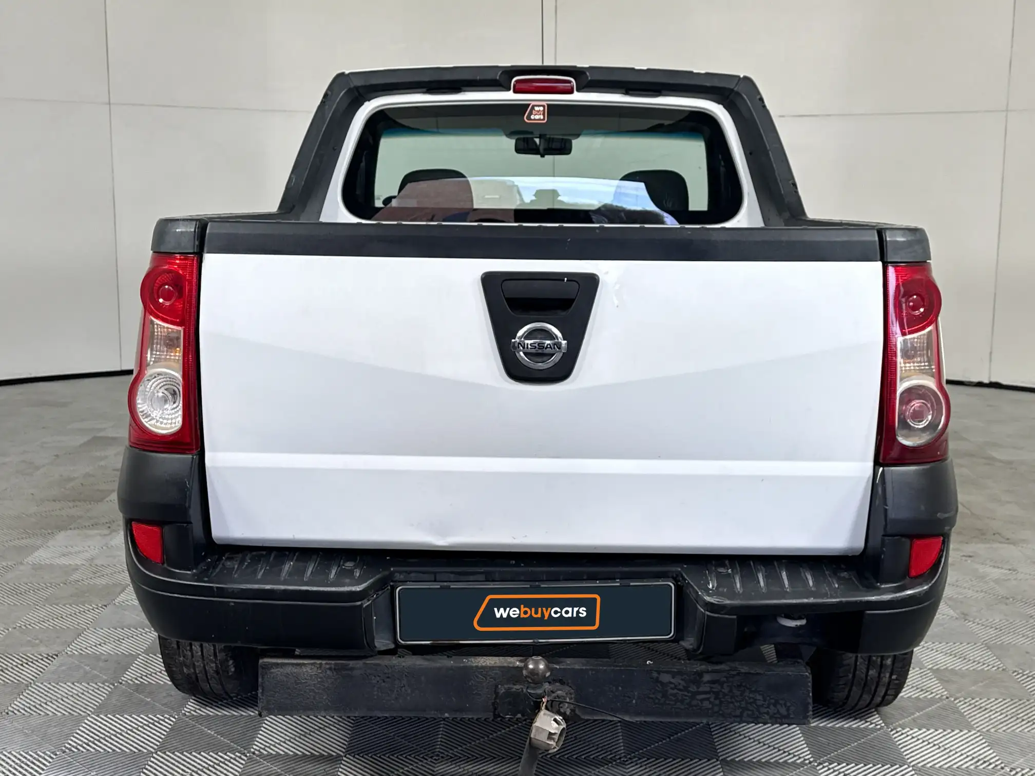 Nissan NP200
