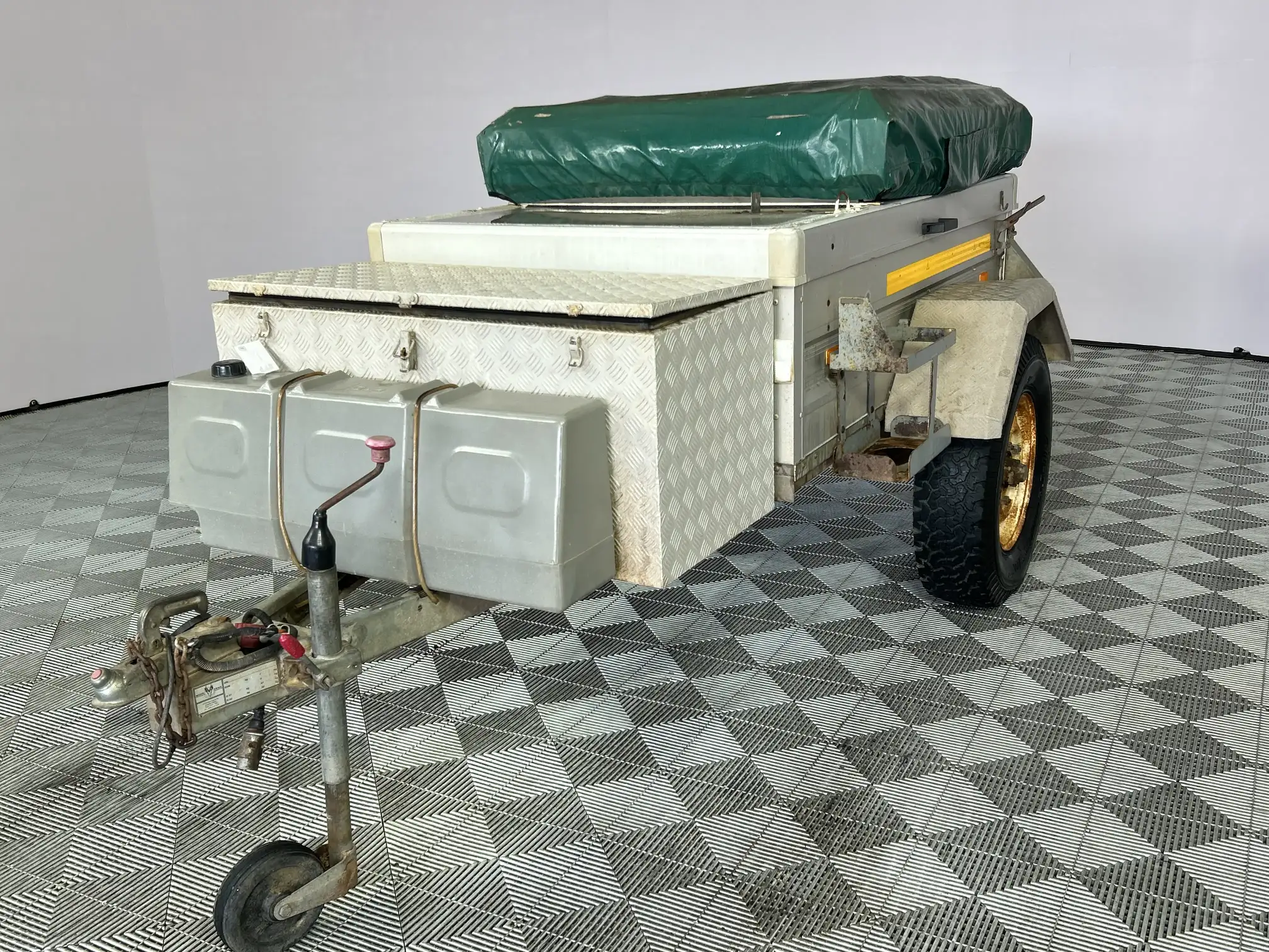 2004 Custom Camping