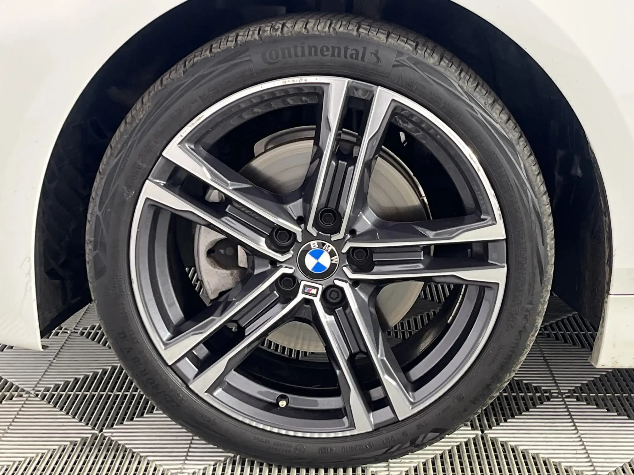 BMW 1 Series (f40)