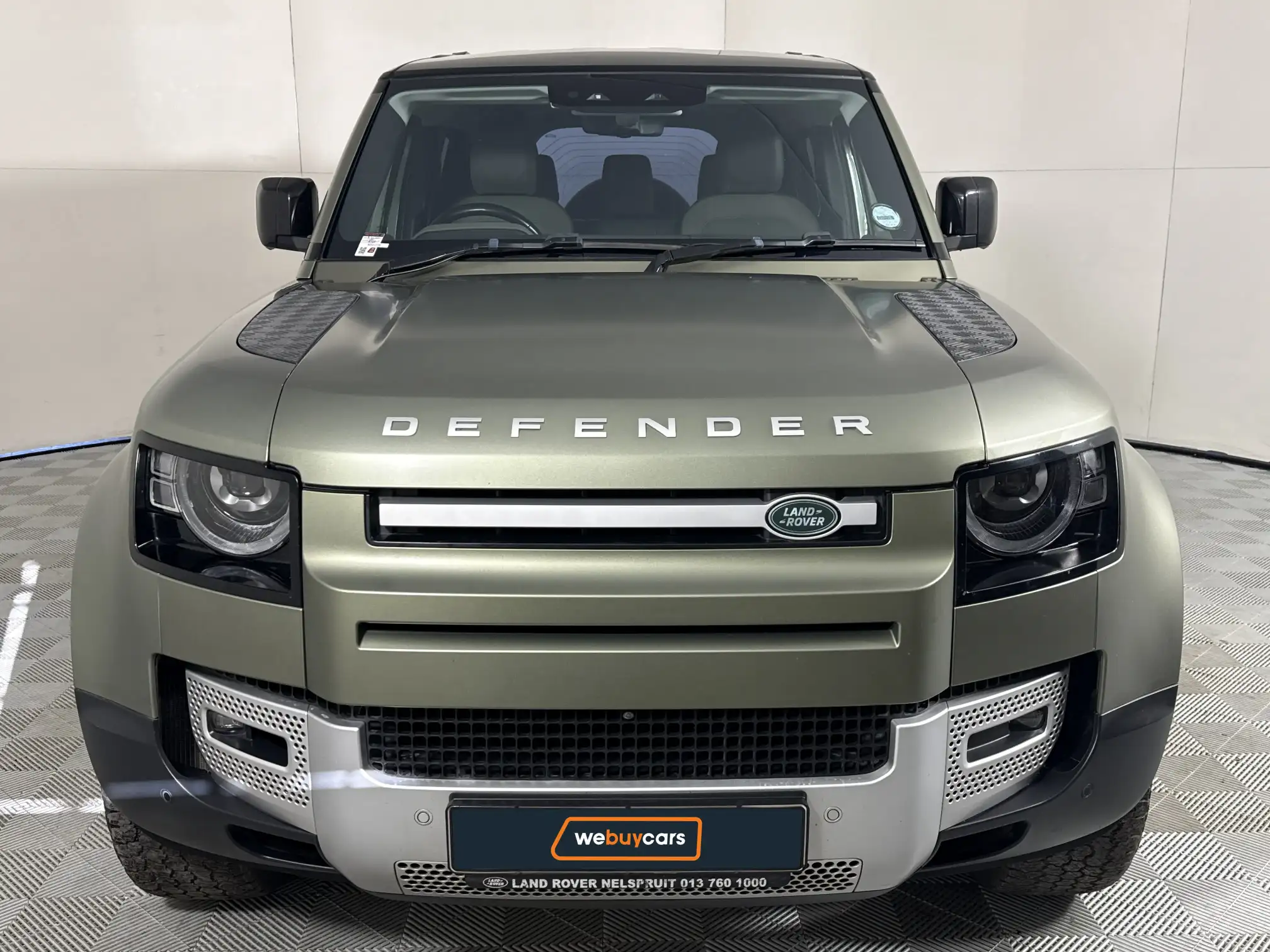 Land Rover Defender 110