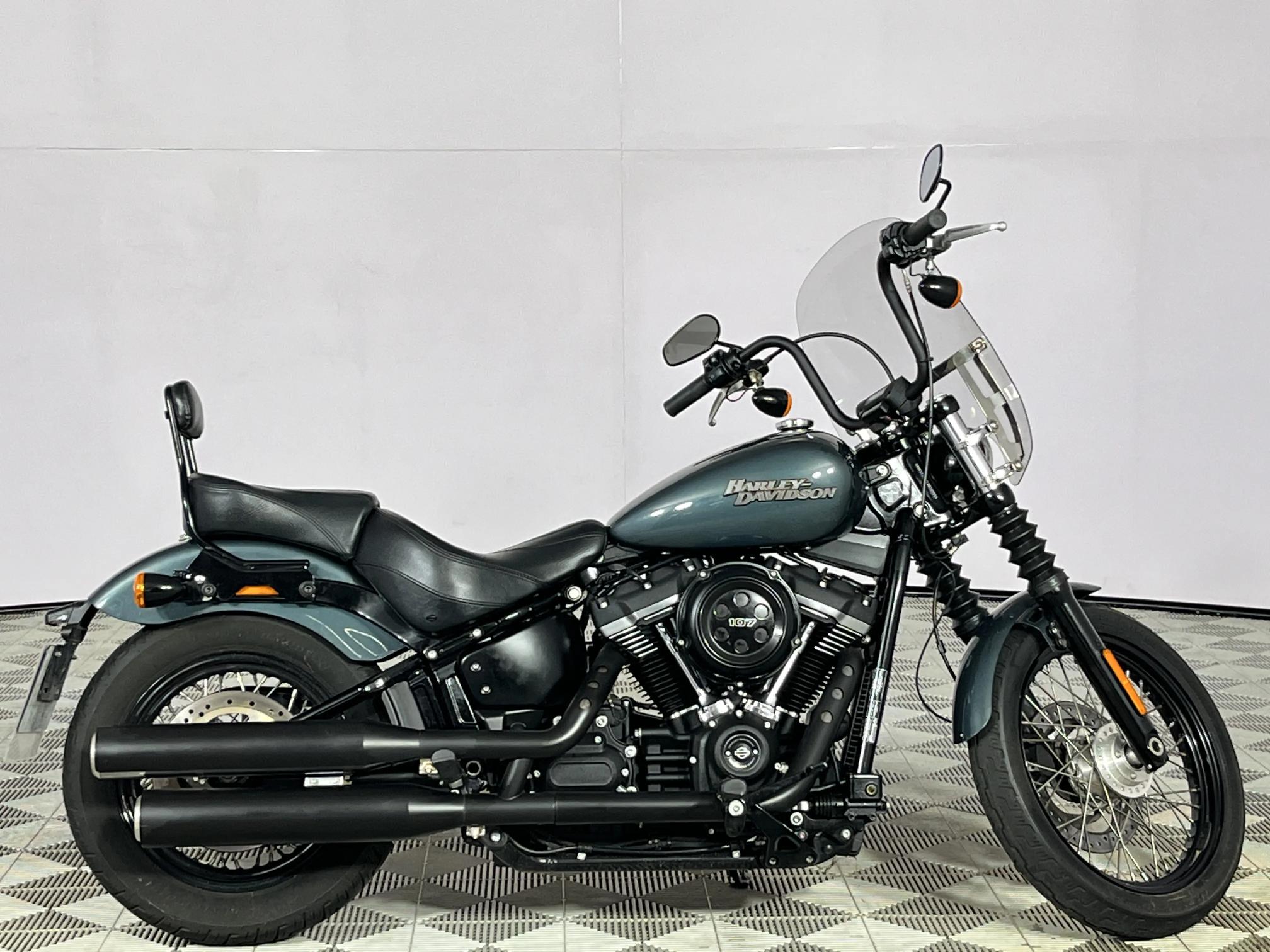 Harley-Davidson Softail Street Bob