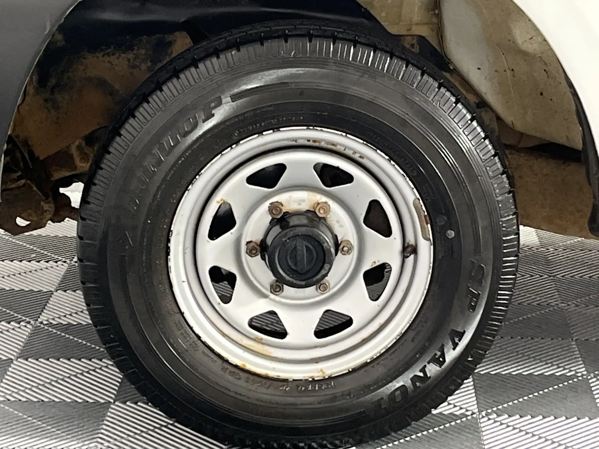 Nissan Hardbody