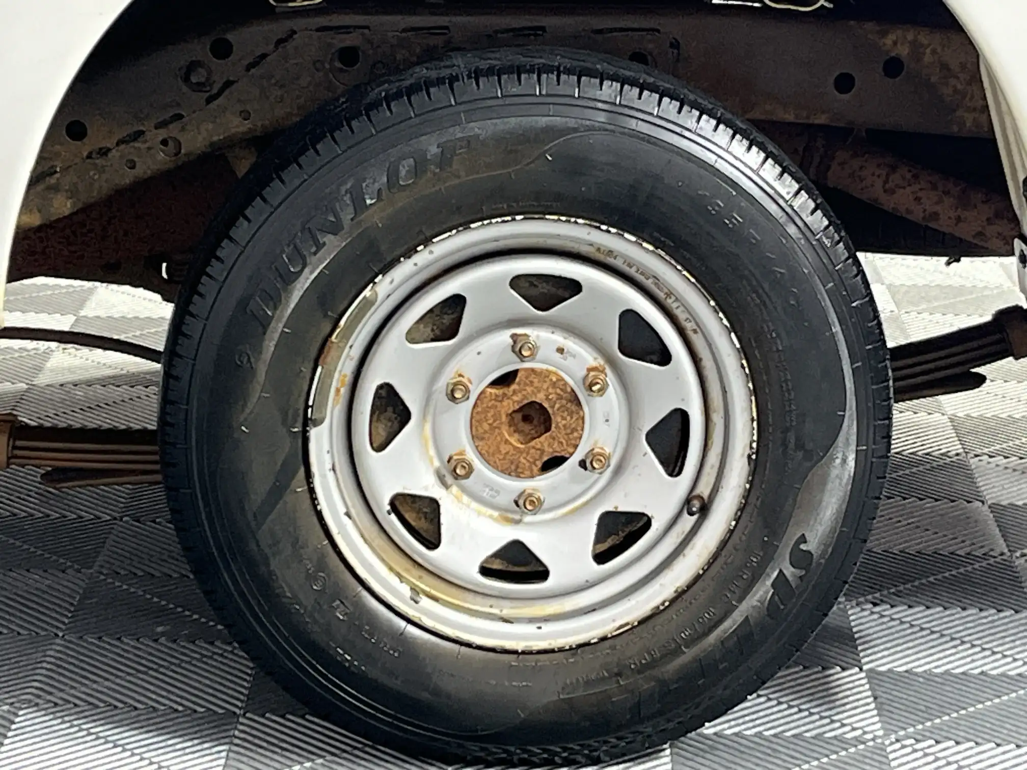 Nissan Hardbody