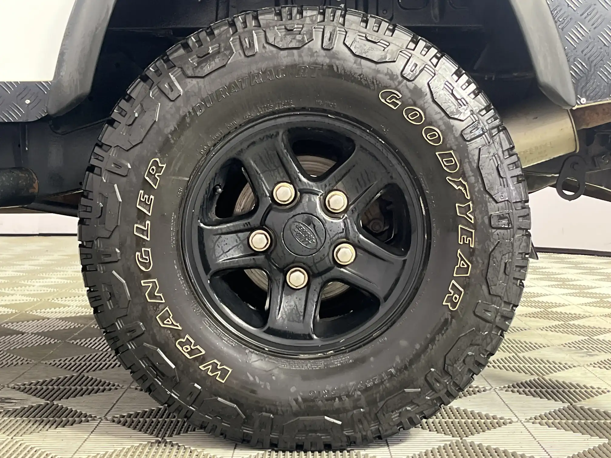 Land Rover Defender 110