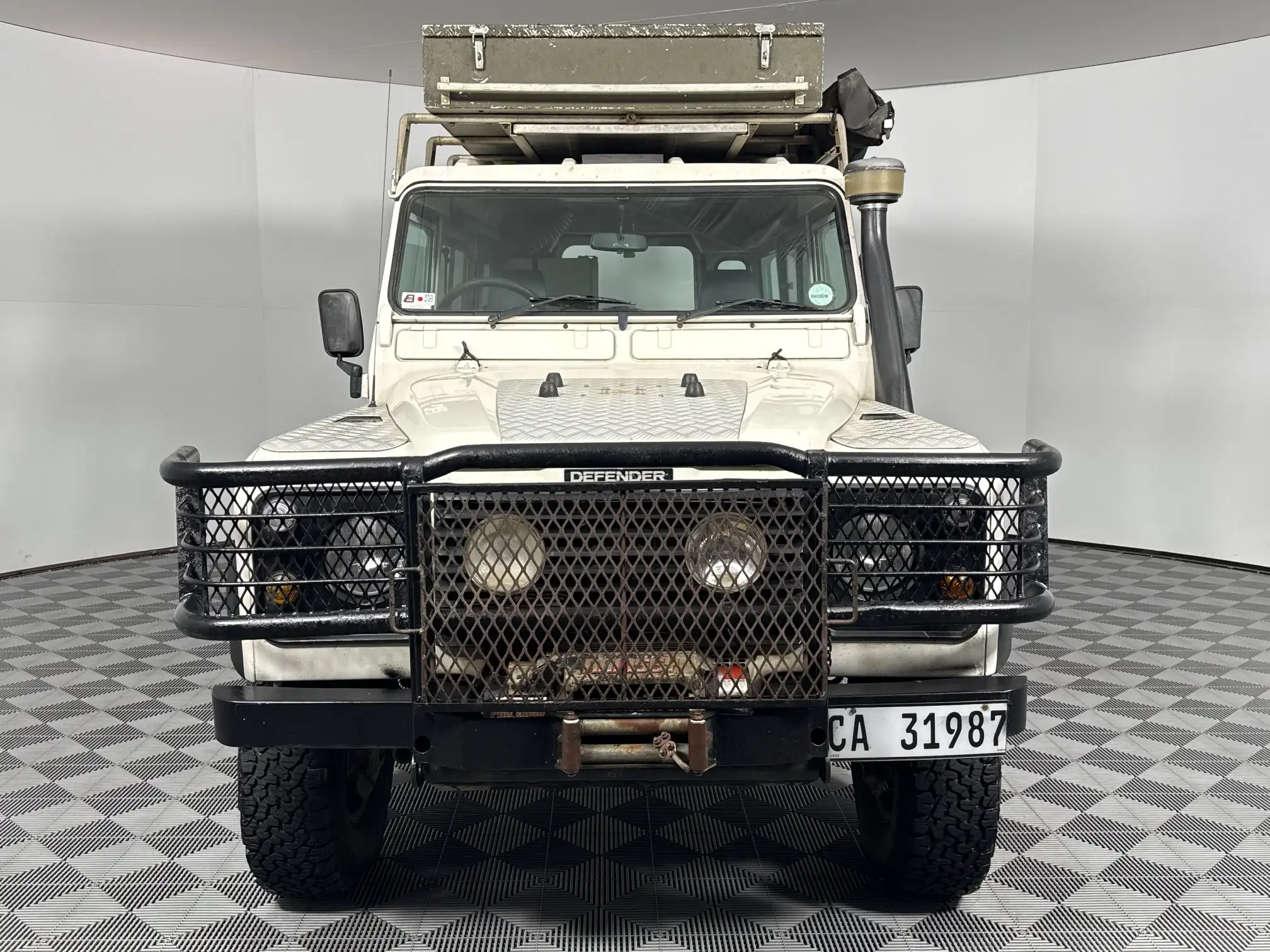 Land Rover Defender 110
