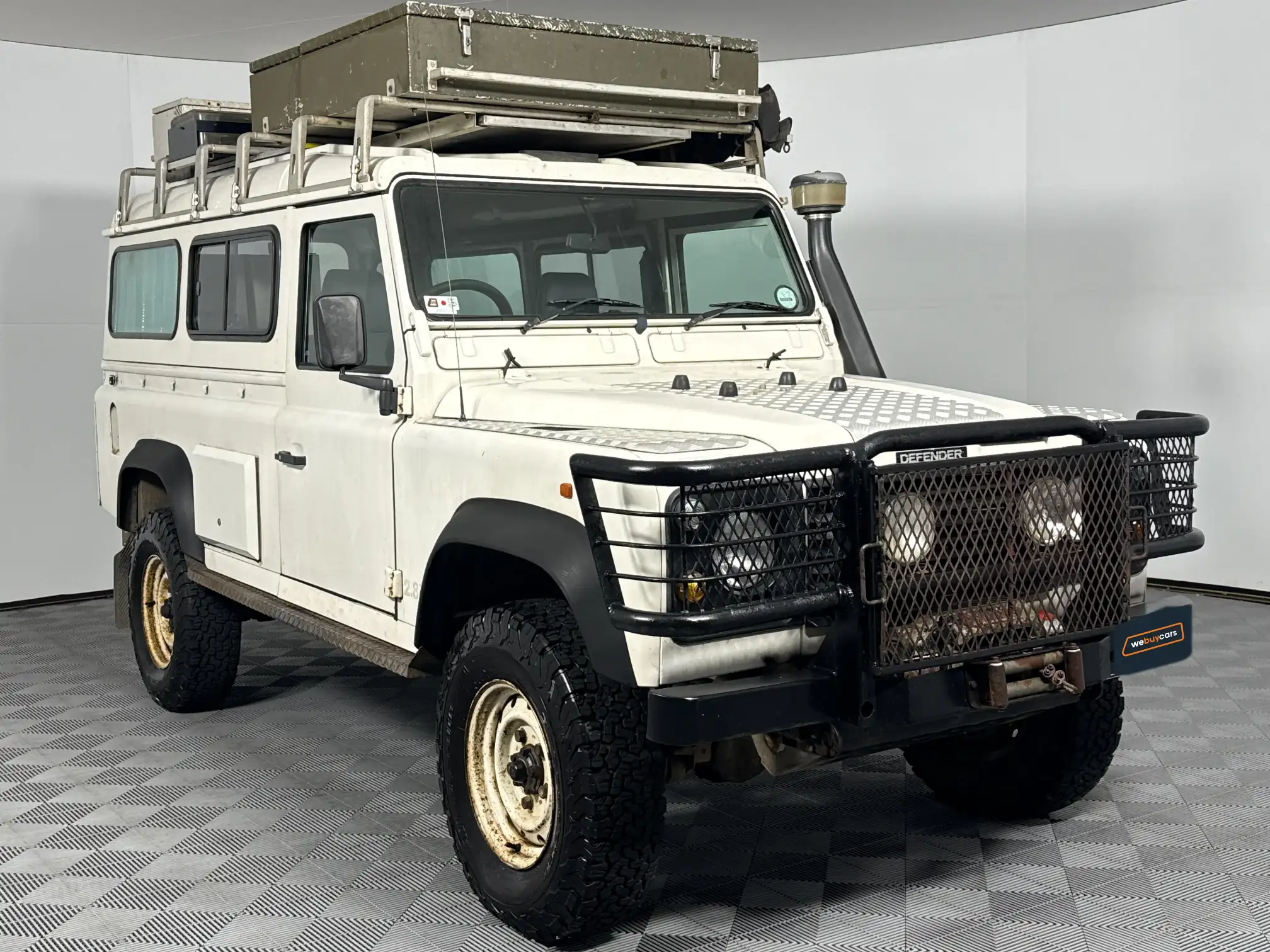 Land Rover Defender 110