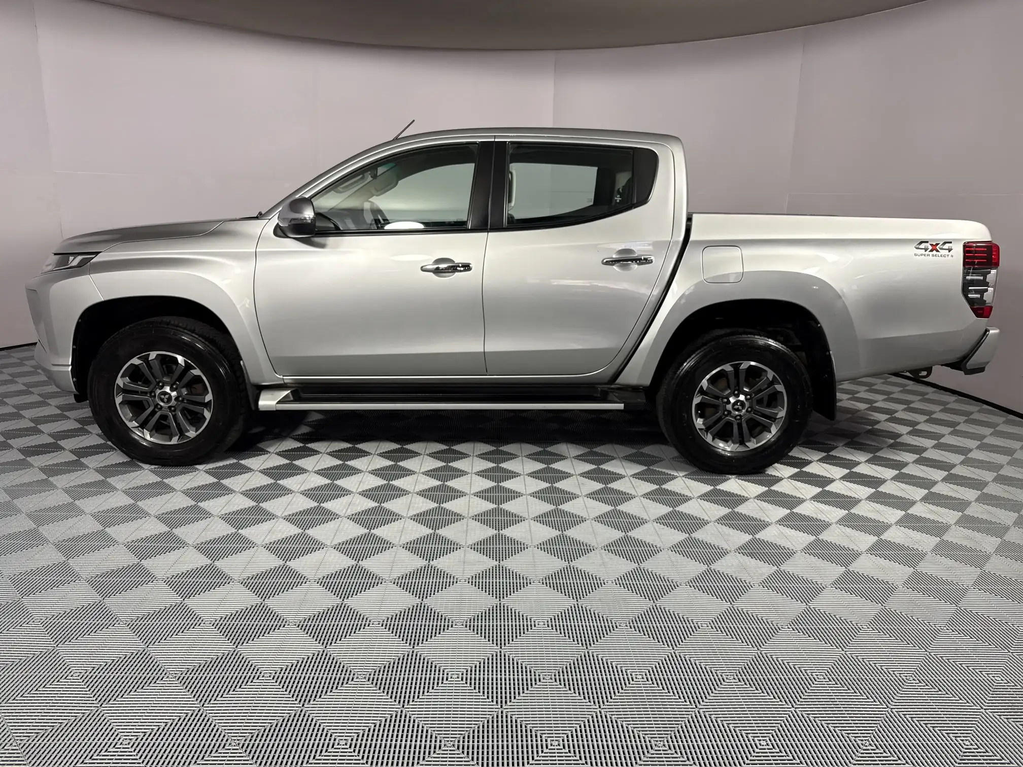 Mitsubishi Triton