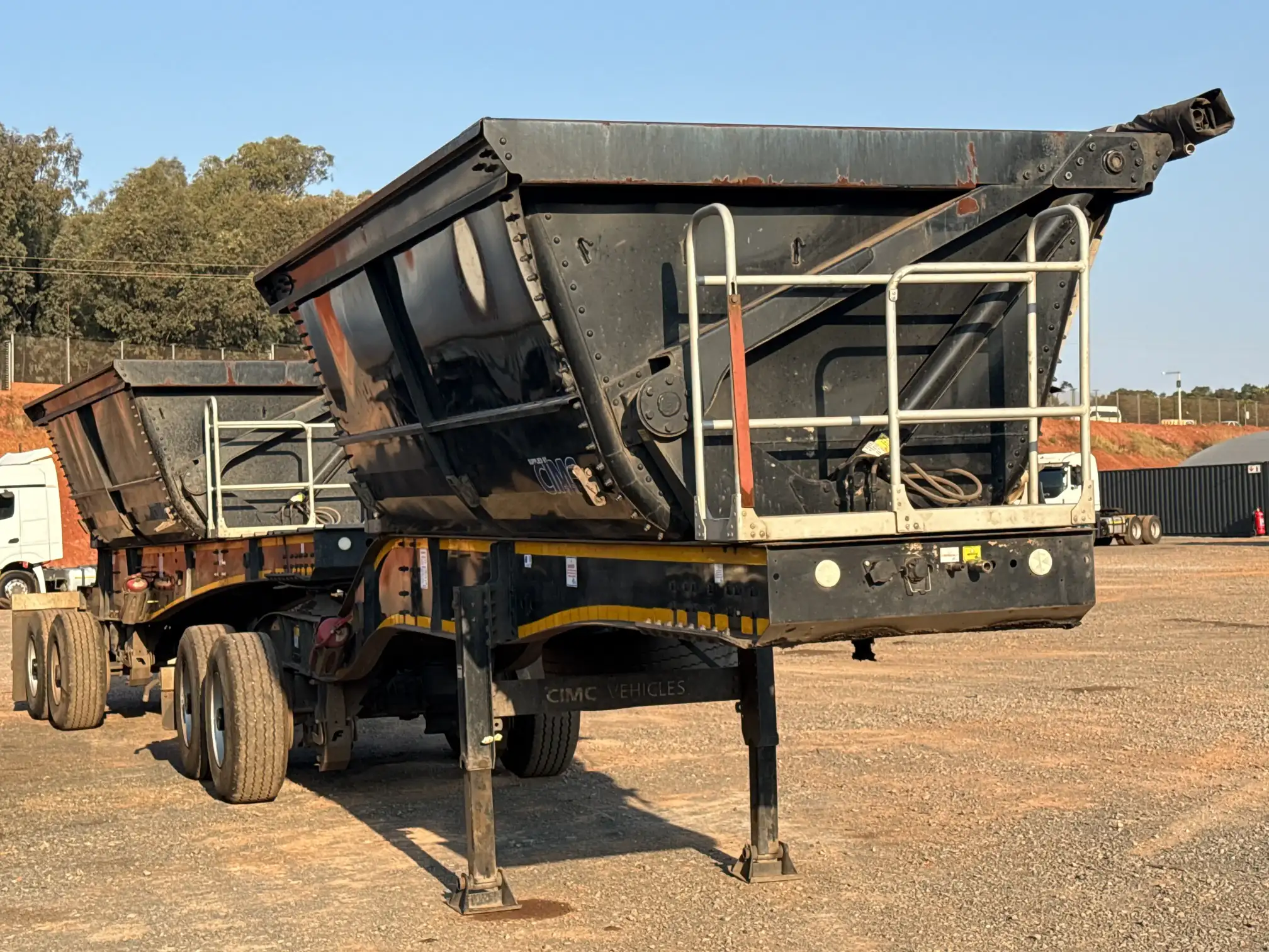 CIMC Side Tipper
