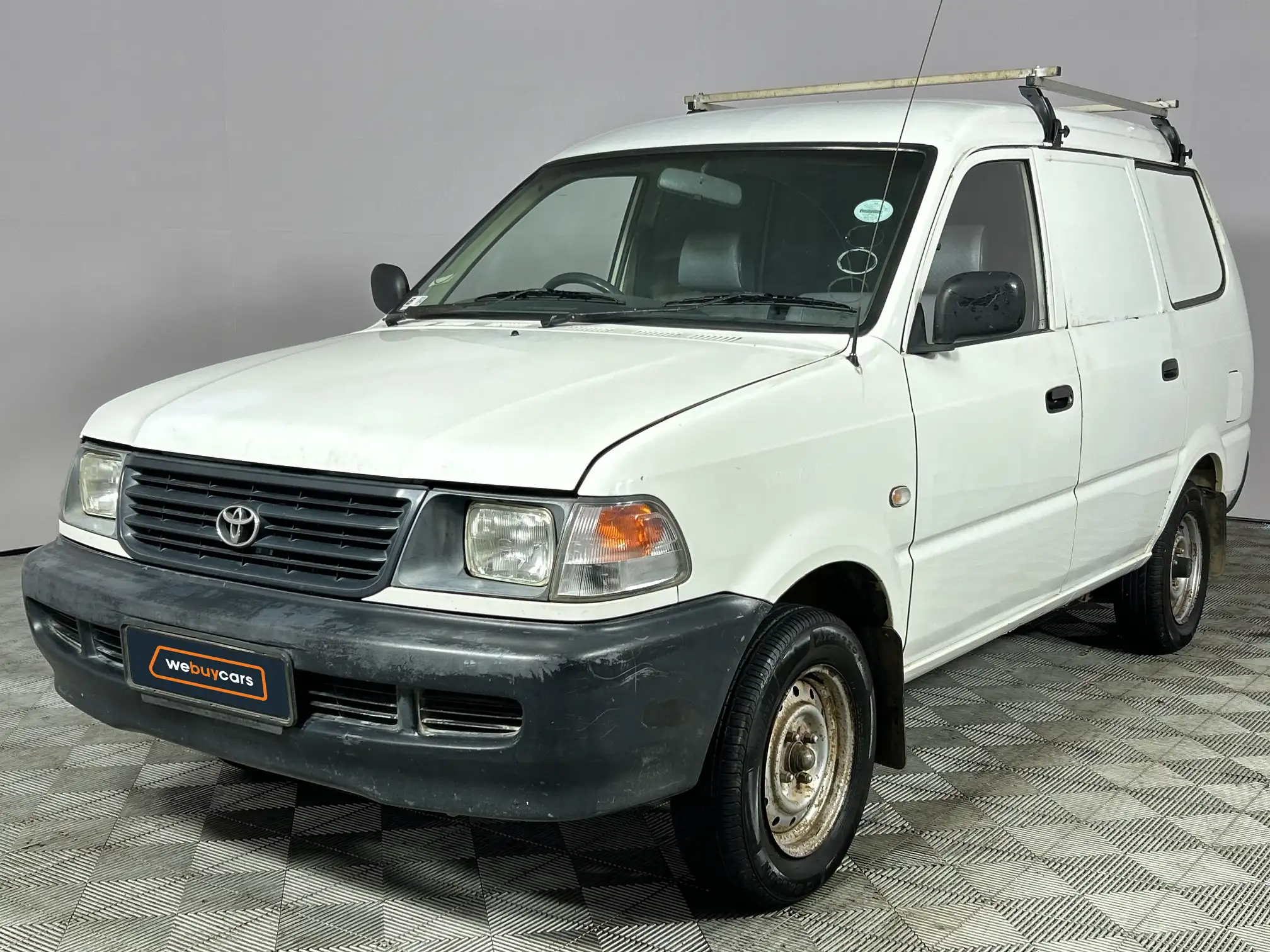 2005 Toyota Stallion