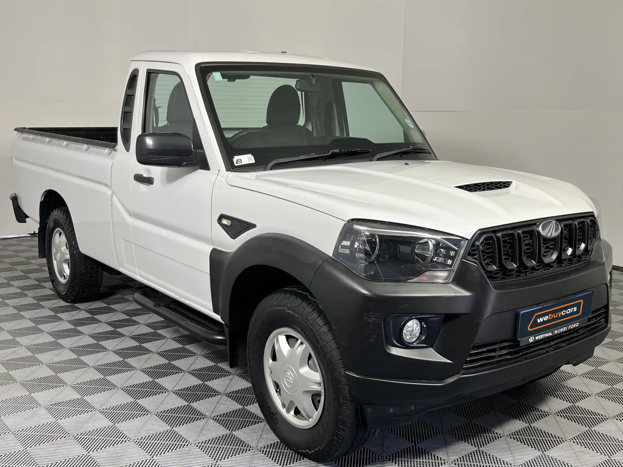 Mahindra PIK UP