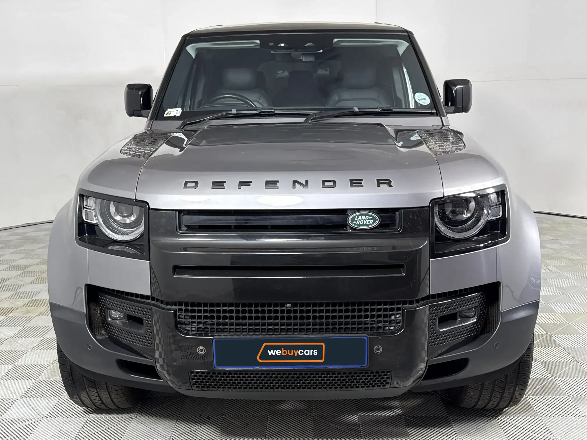 Land Rover Defender 110