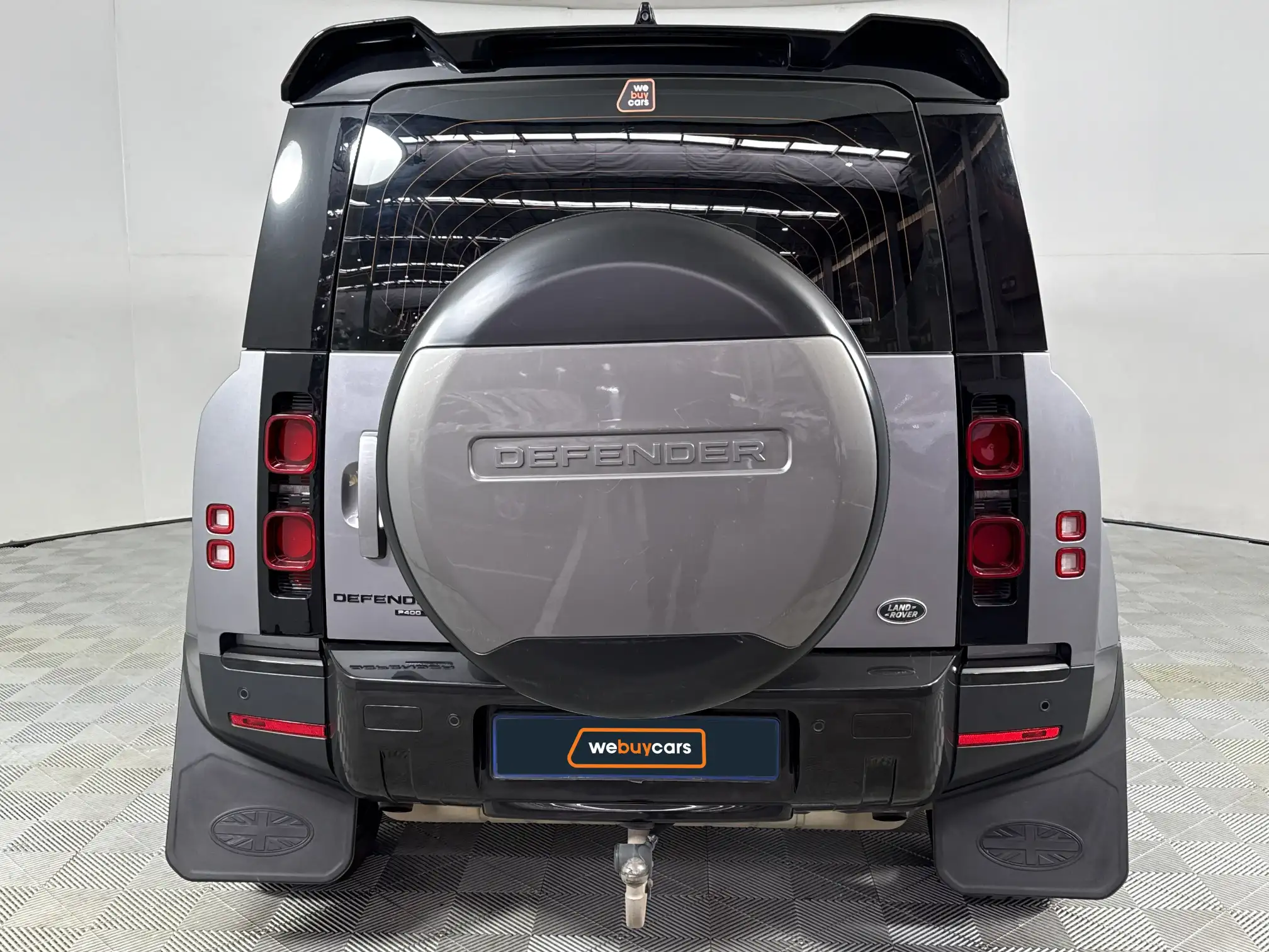 Land Rover Defender 110