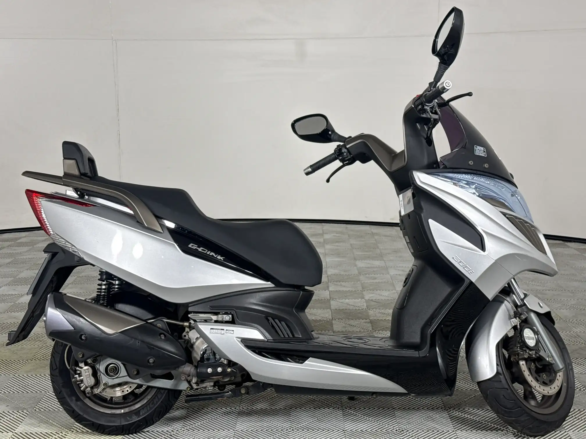 2022 Kymco People