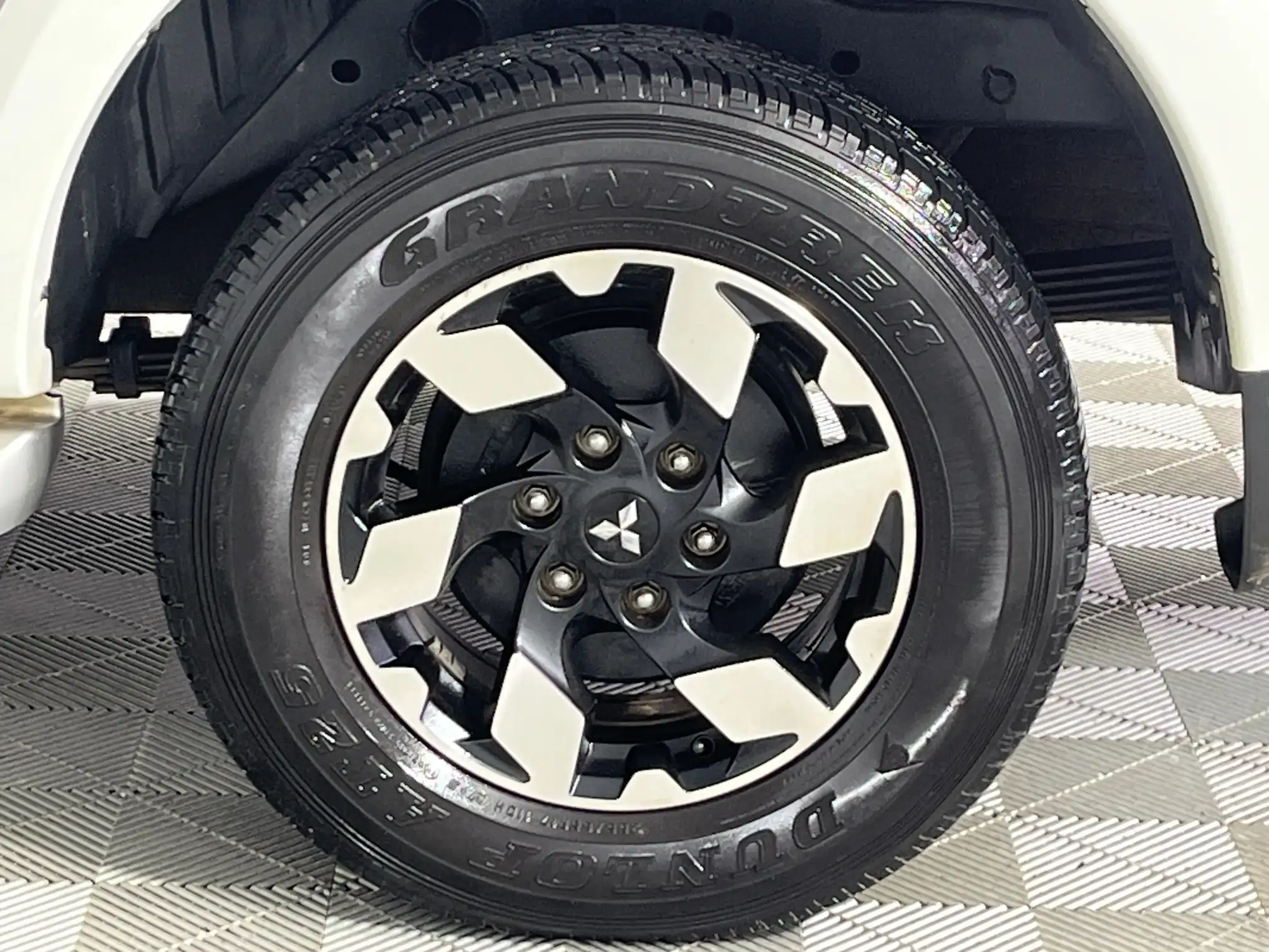 Mitsubishi Triton