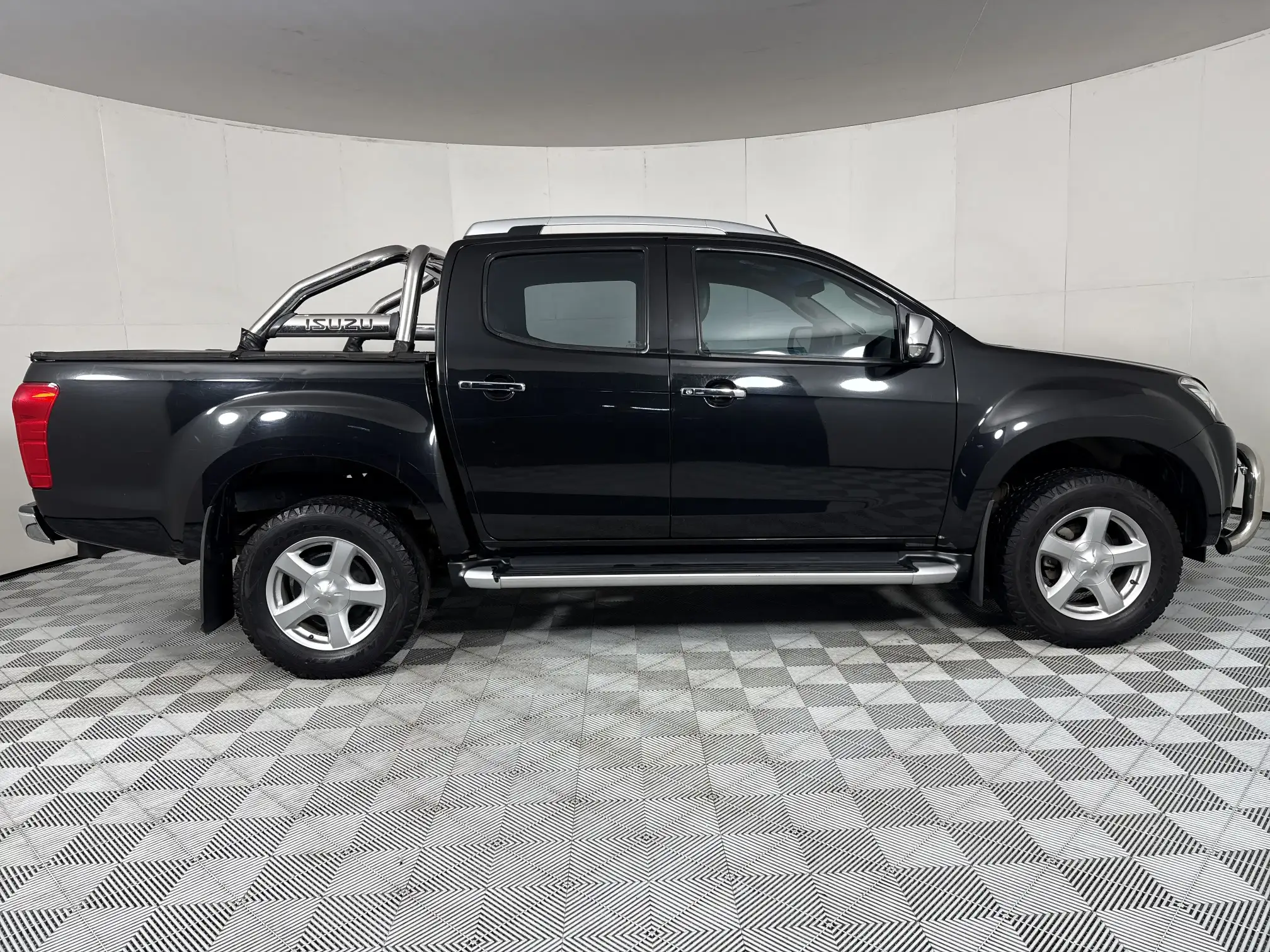 Isuzu KB