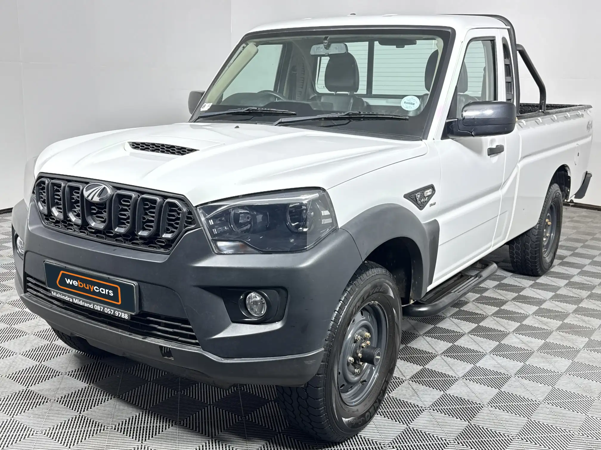 2024 Mahindra PIK UP