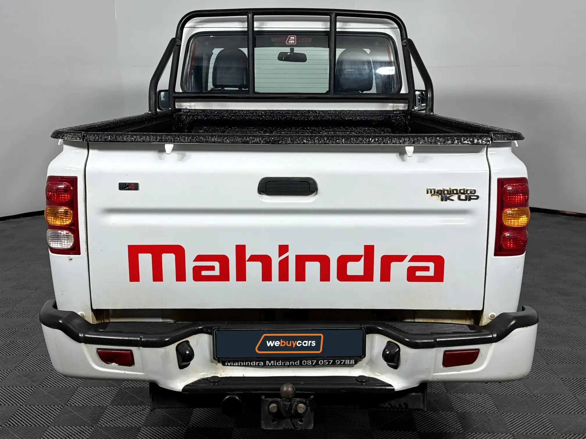 Mahindra PIK UP