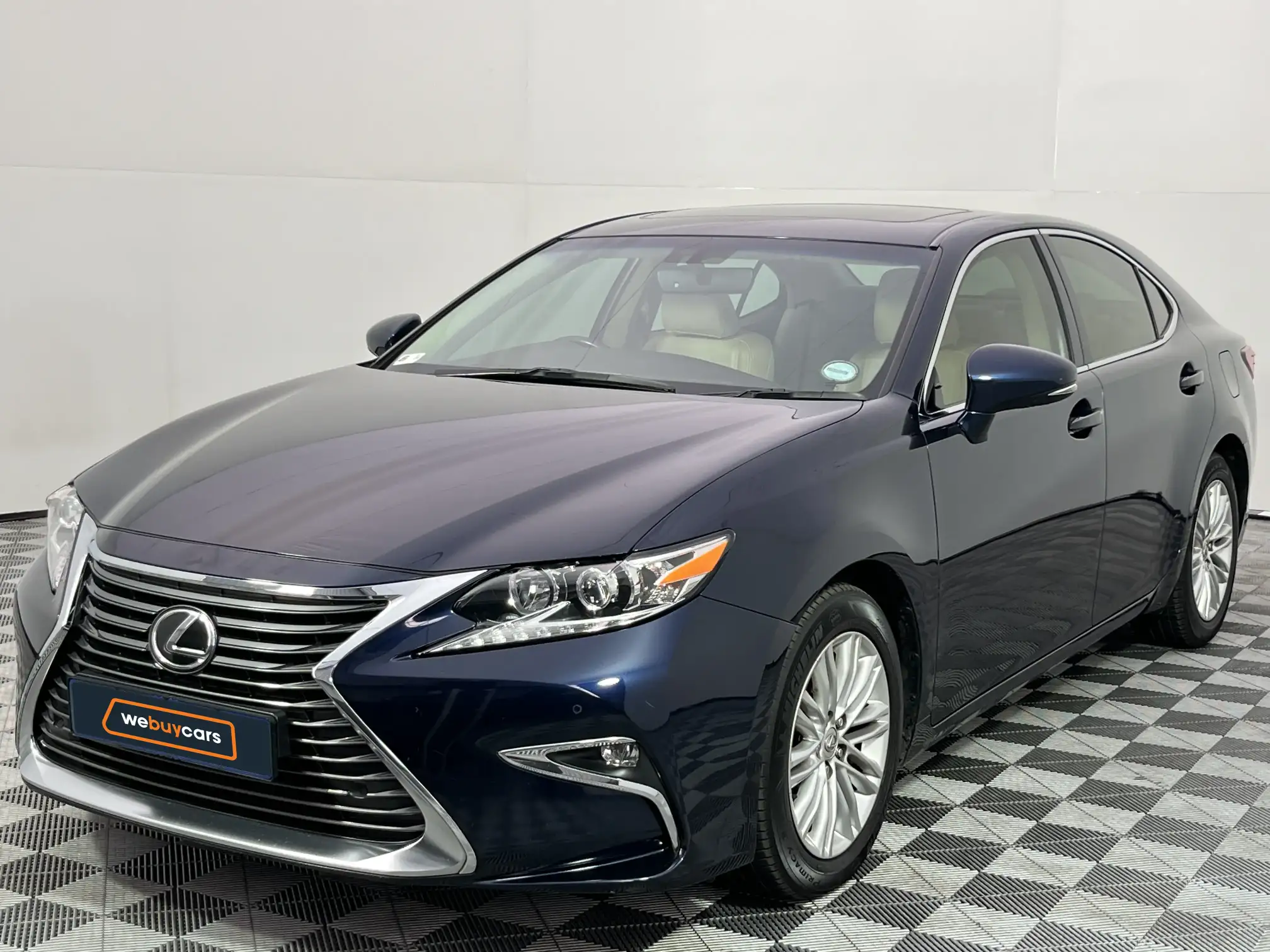 2016 Lexus ES