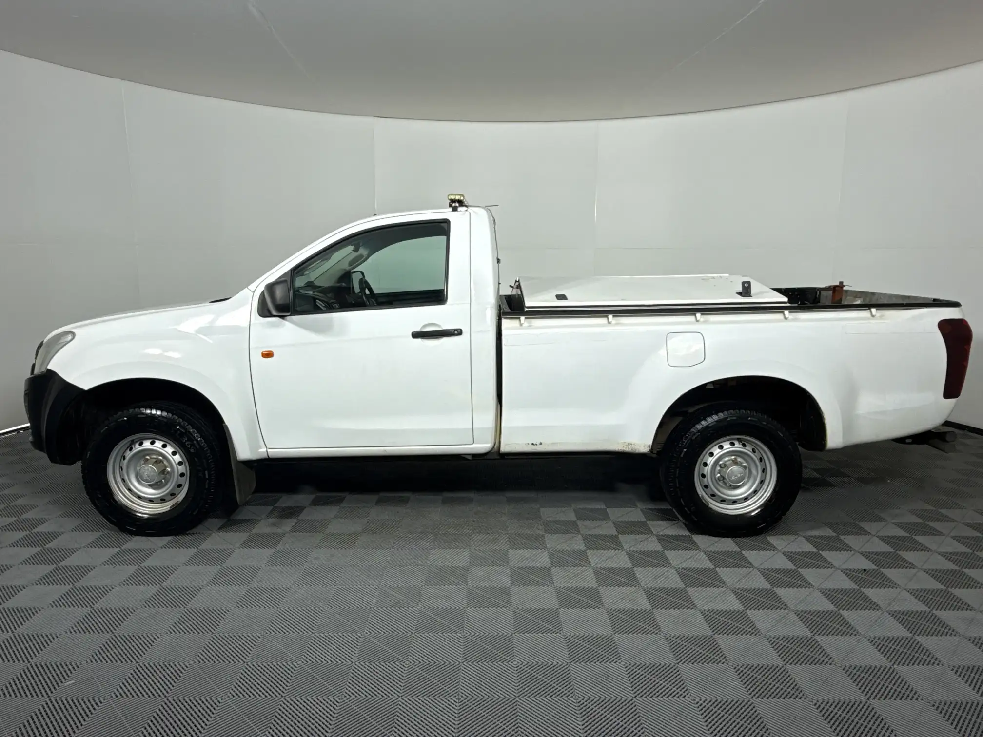 Isuzu D-MAX