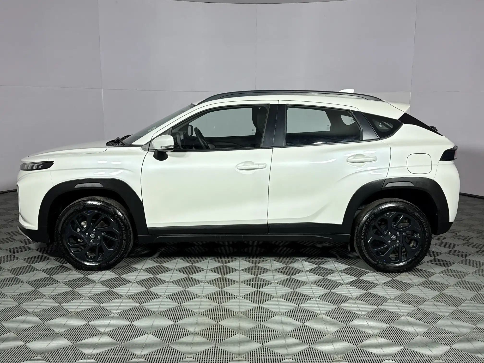 Suzuki Fronx