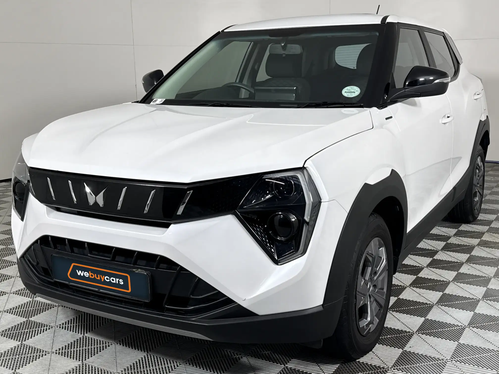 2025 Mahindra Xuv3xo