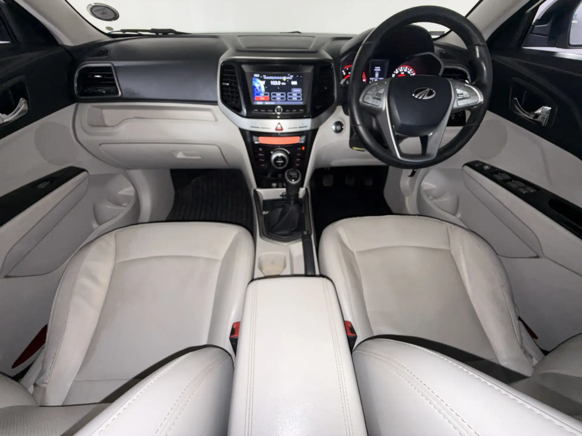 Mahindra Xuv300