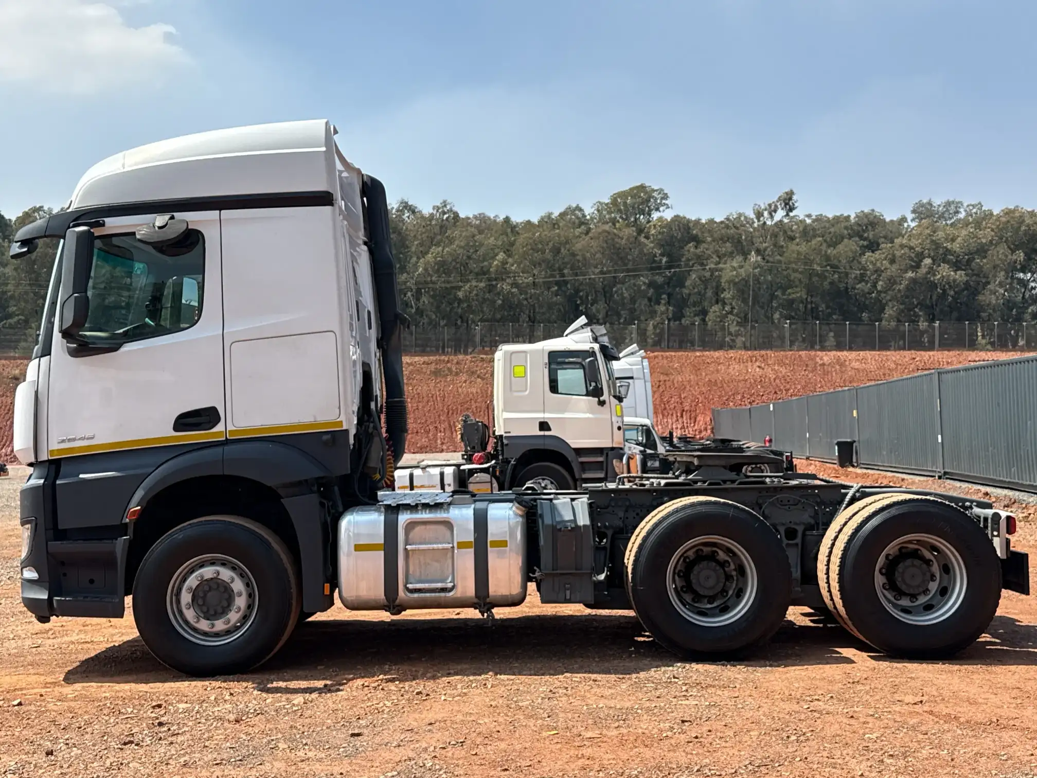 Mercedes-Benz 26 Series Actros