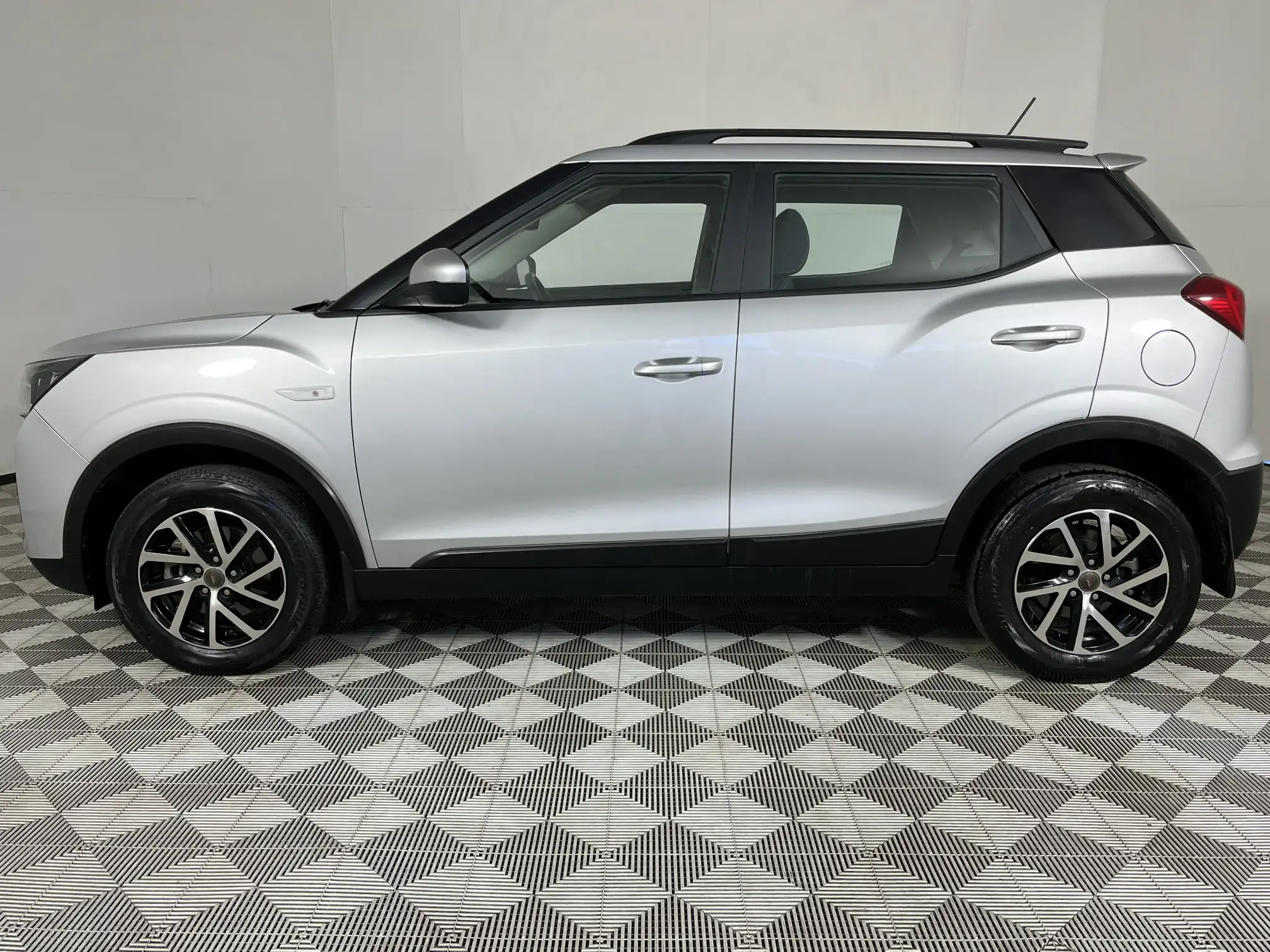 Mahindra Xuv300