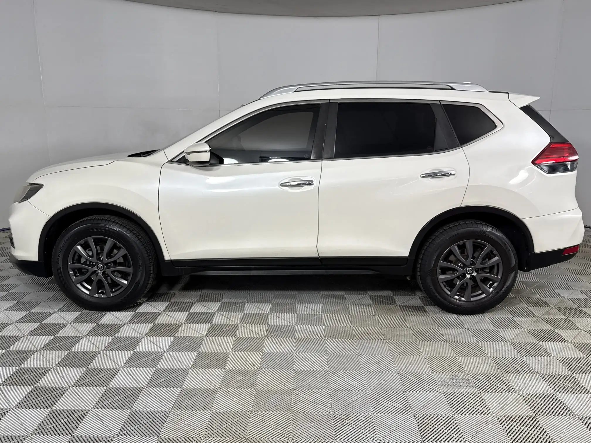 Nissan X Trail