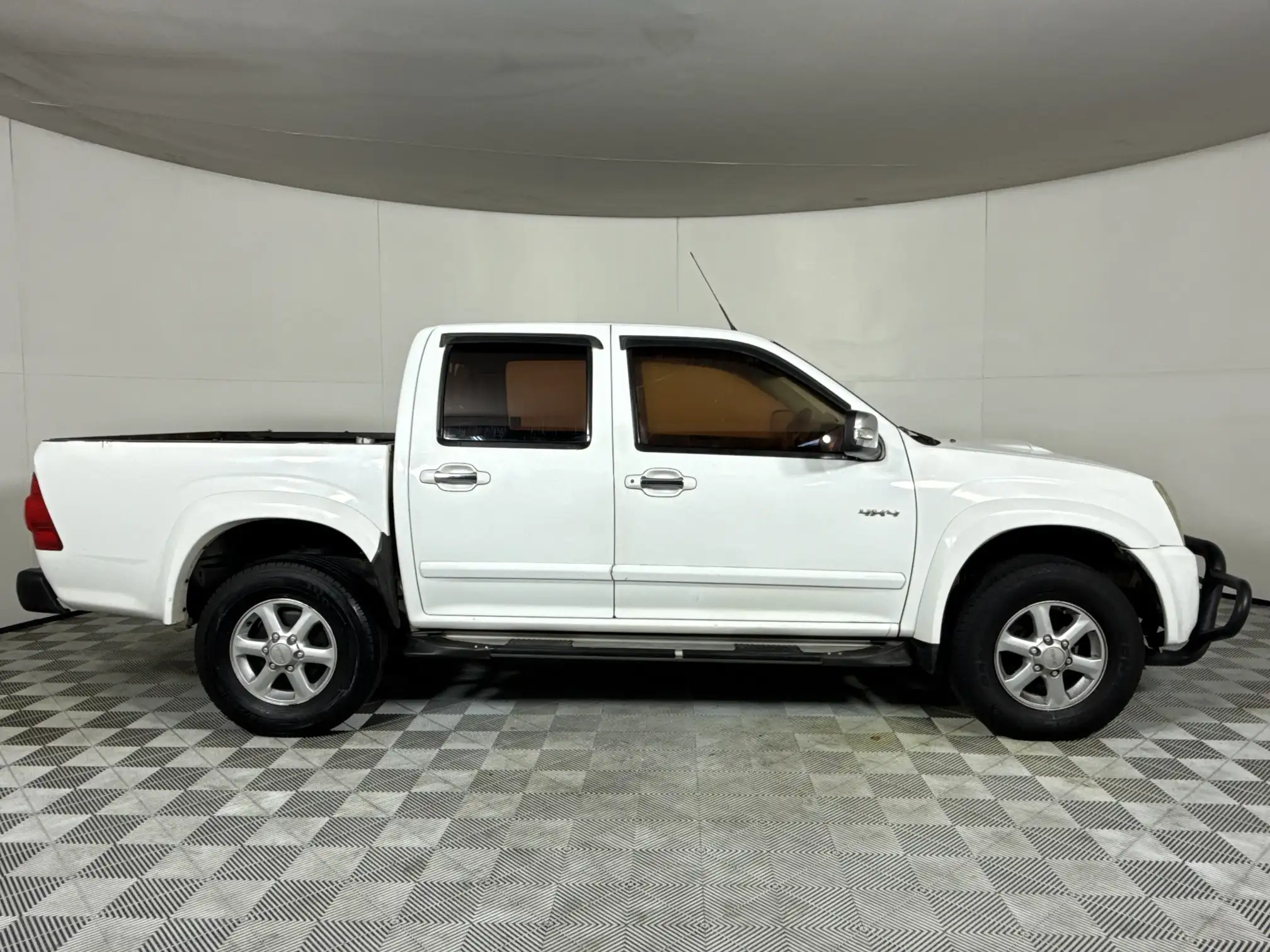 Isuzu KB
