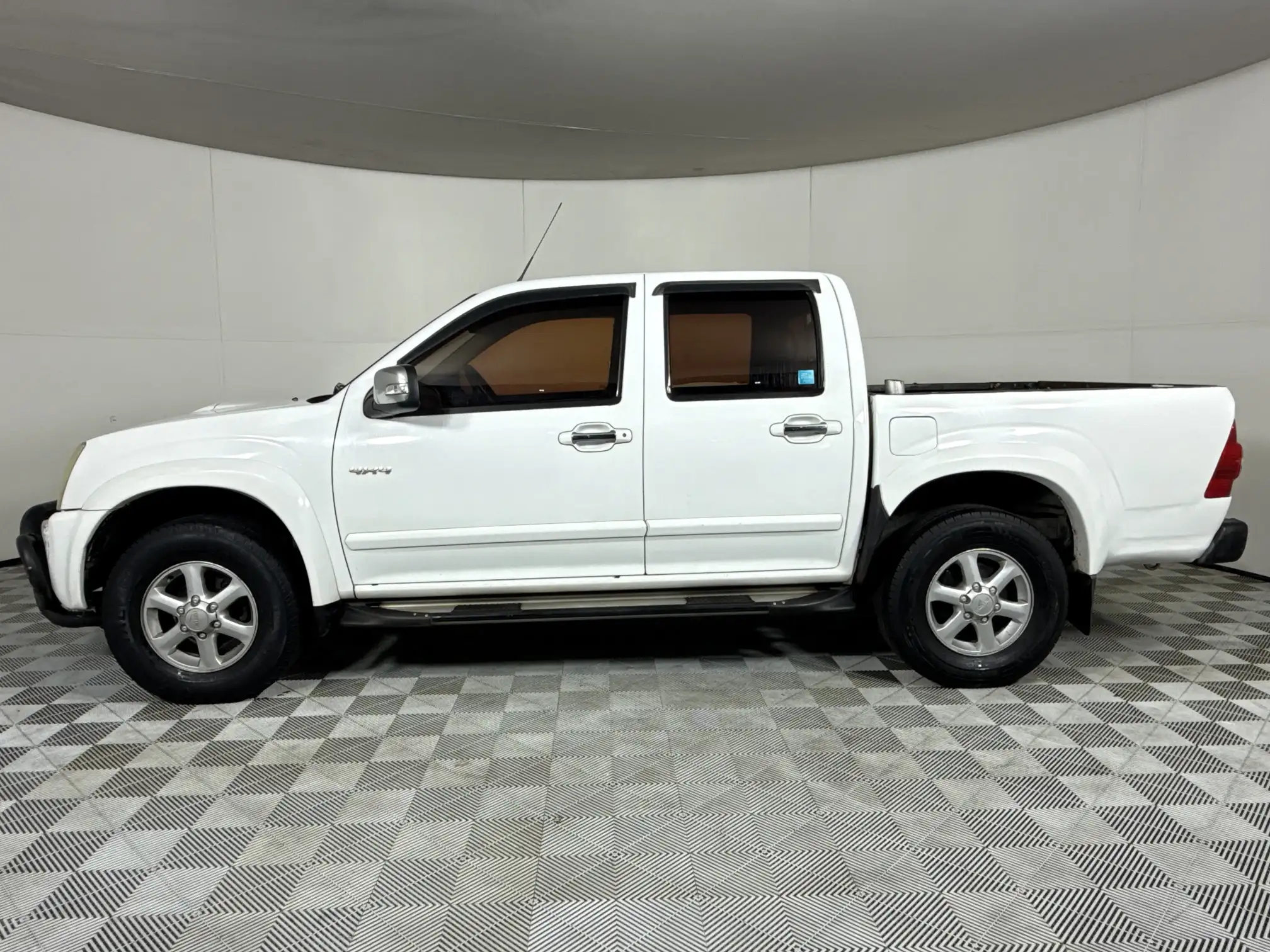 Isuzu KB