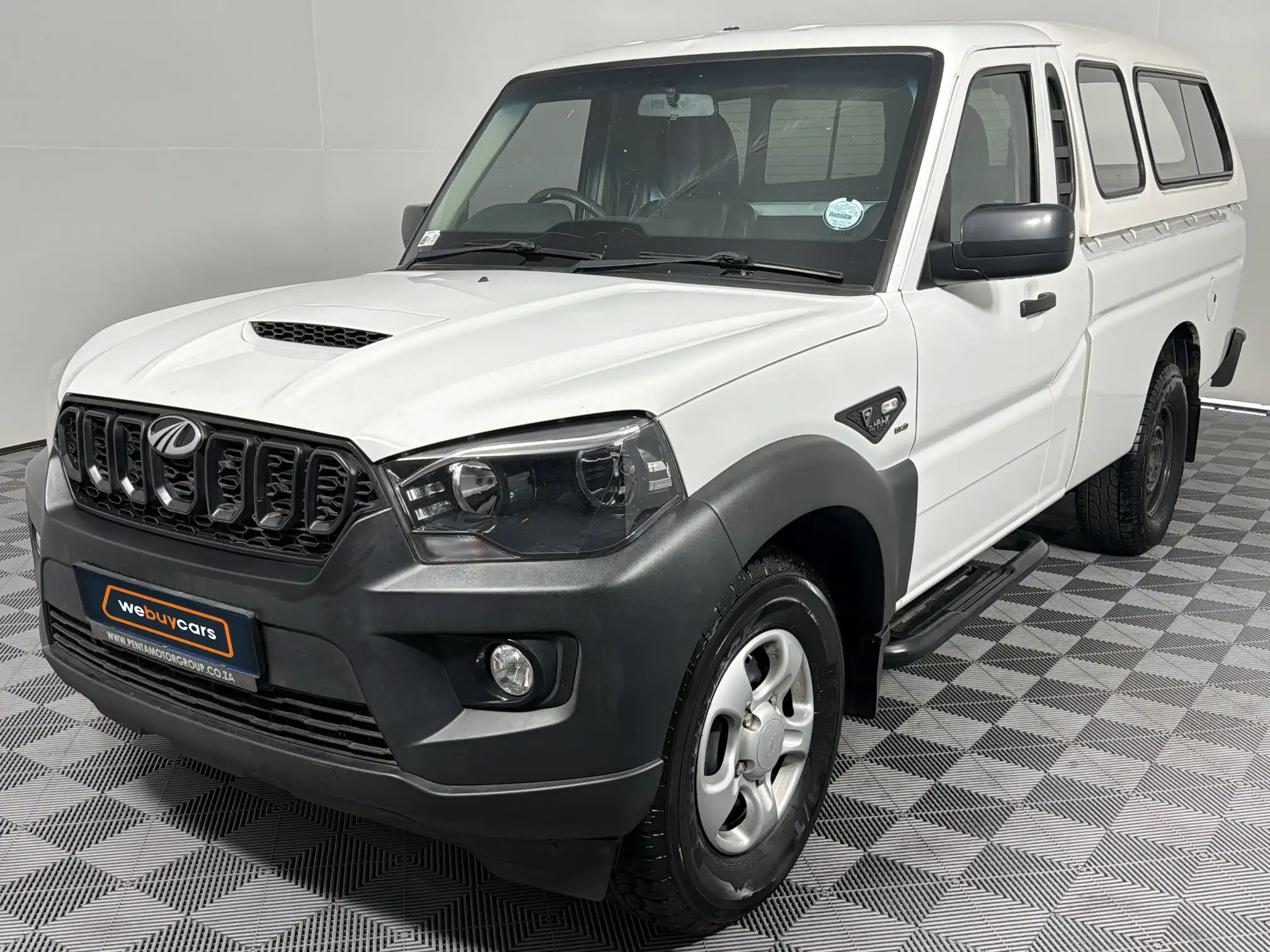 2024 Mahindra PIK UP
