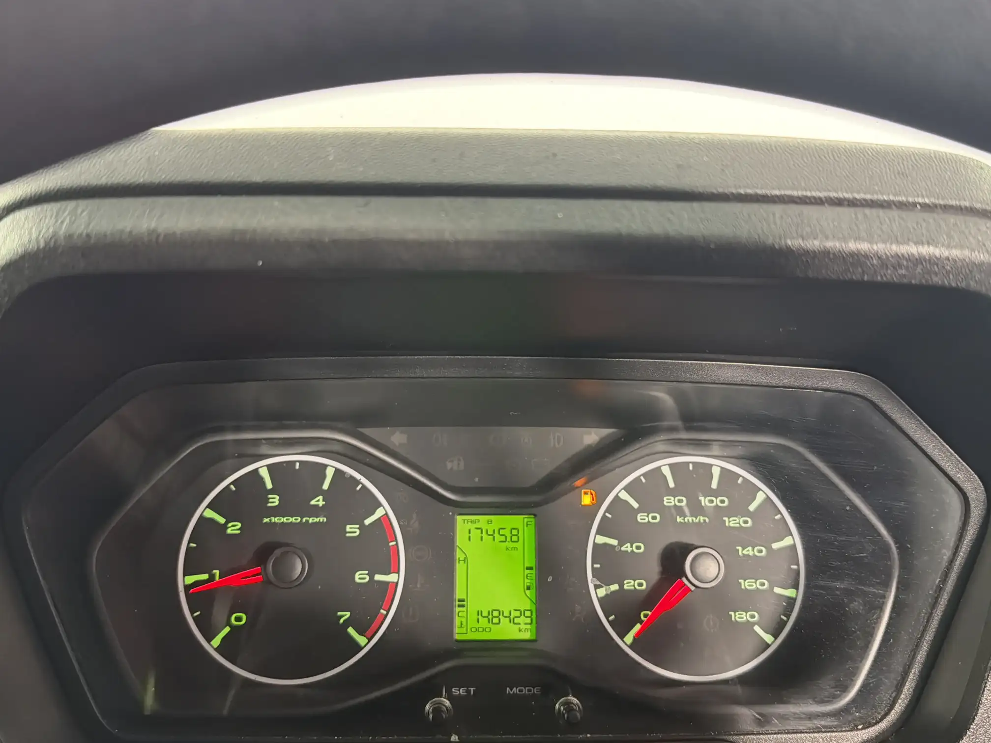 Mahindra PIK UP